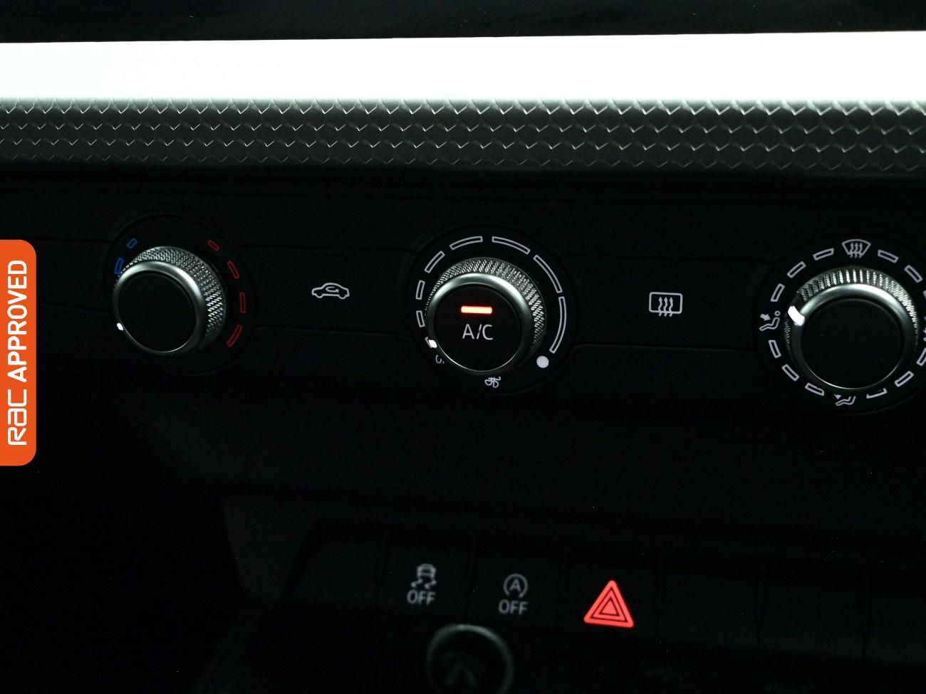 Audi A1 view 16