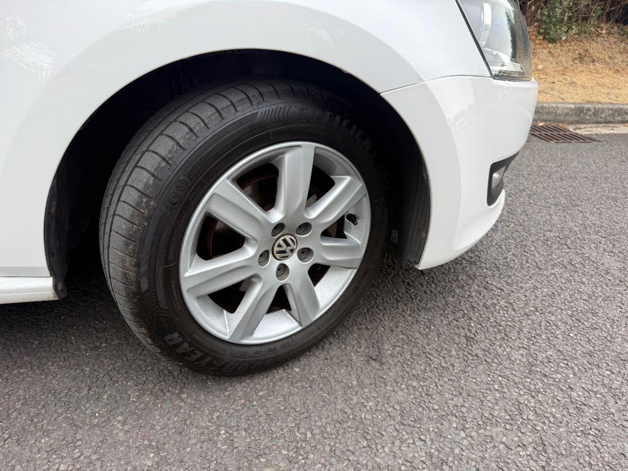 Volkswagen Polo view 21