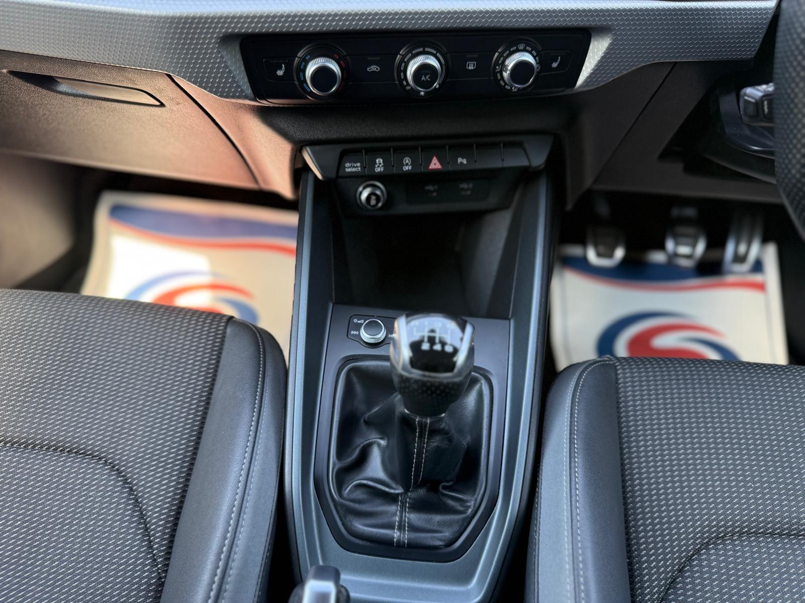 Audi A1 view 16