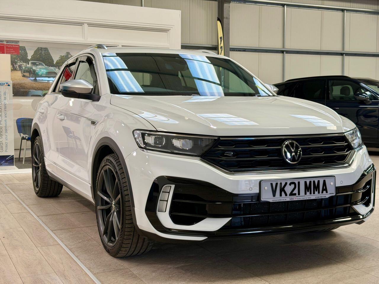 Volkswagen T-Roc view 12