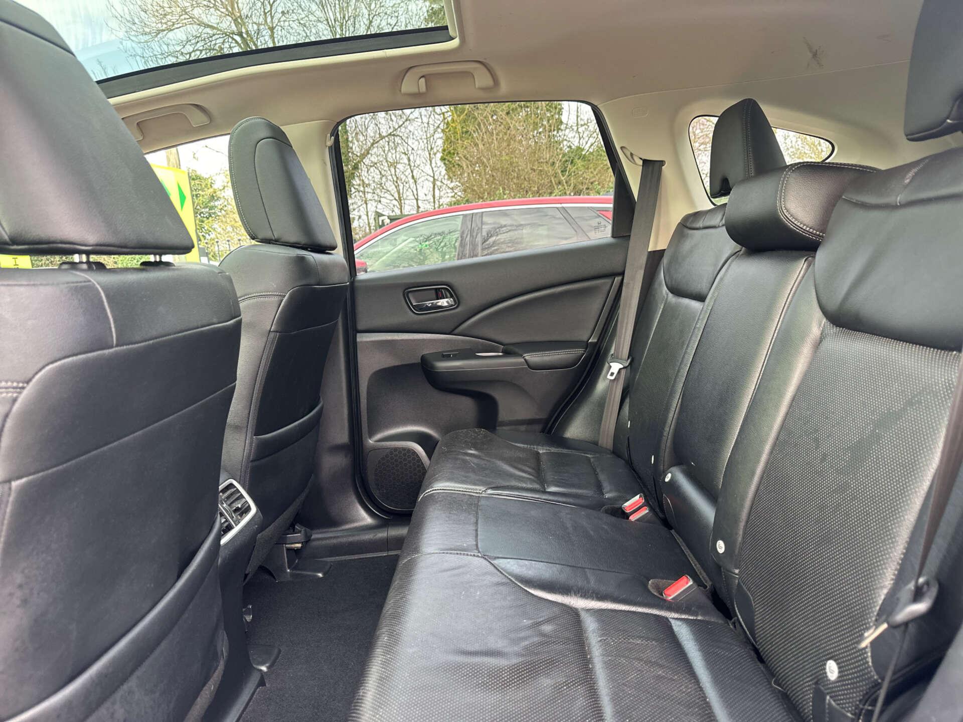 Honda CR-V view 16
