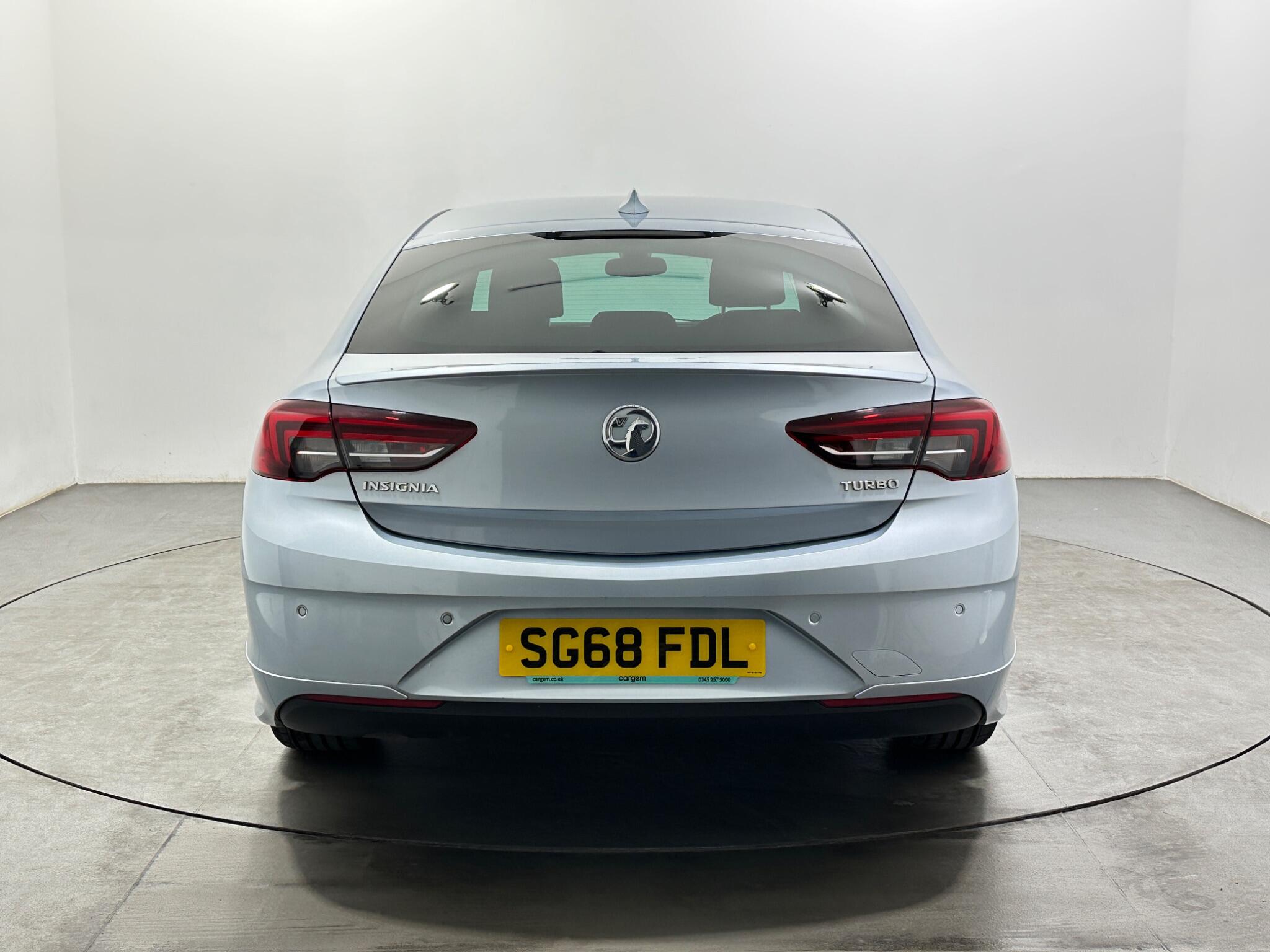 Vauxhall Insignia view 7