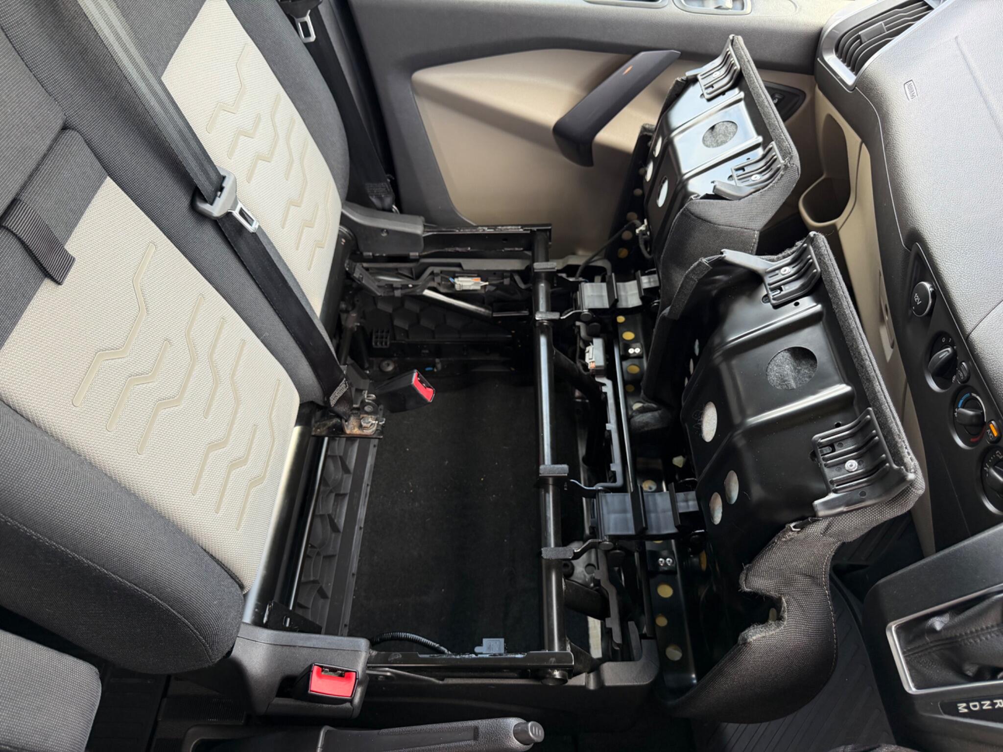 Ford Transit Custom view 25