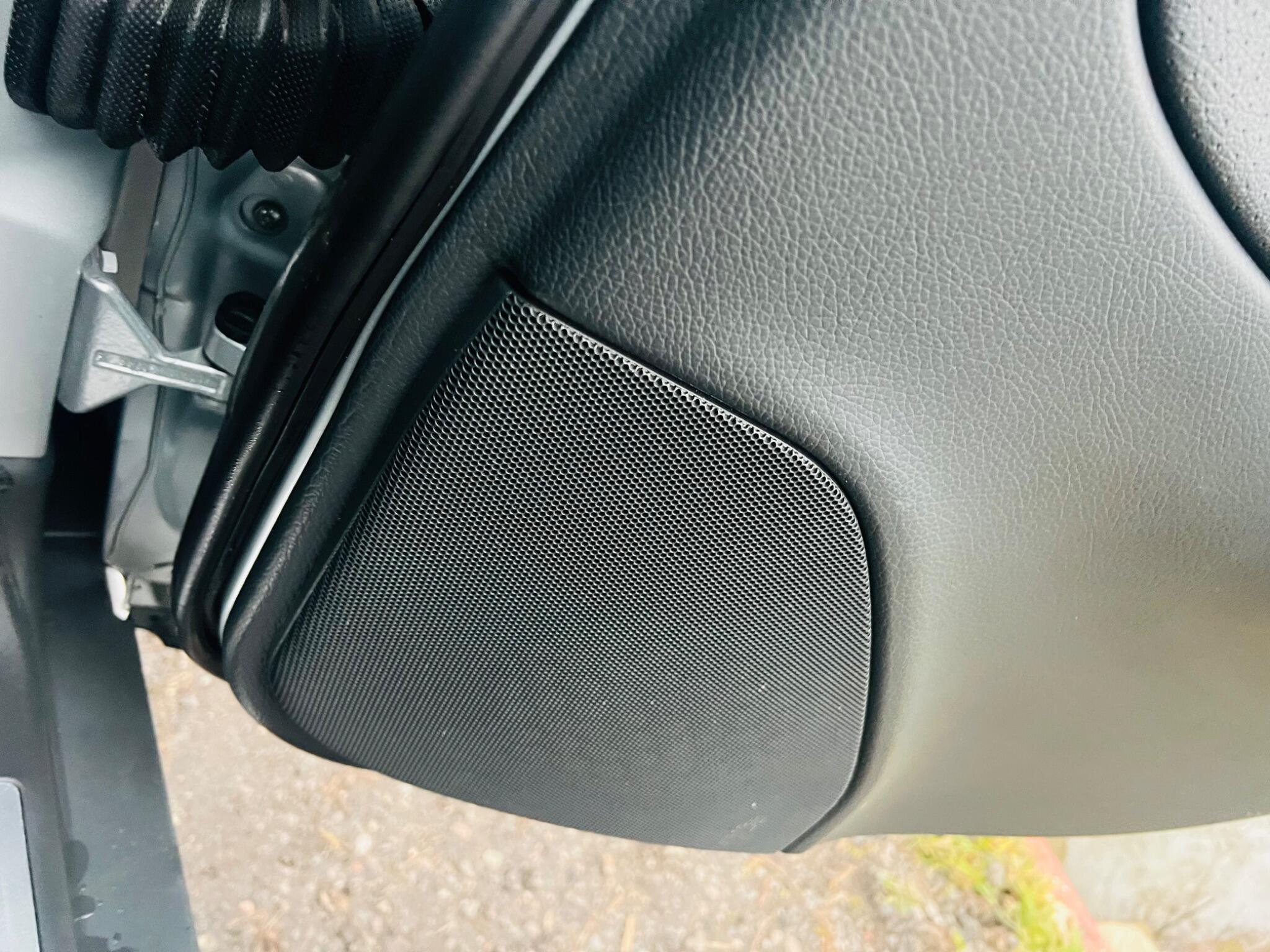2004 Mercedes-Benz C Class image 55