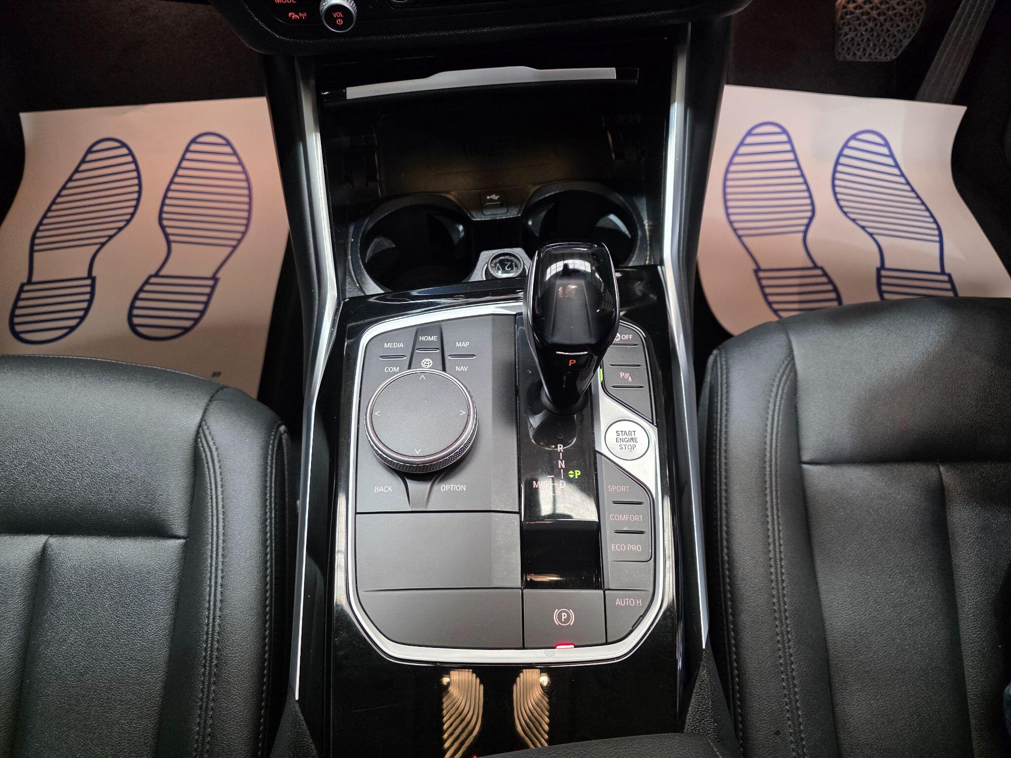 BMW 3 Series view 12