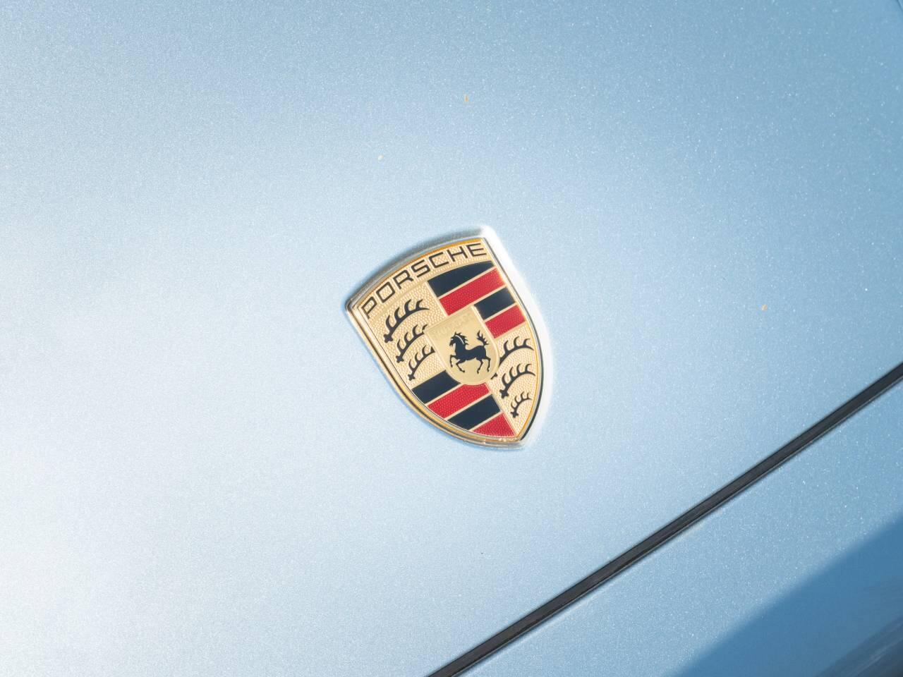 Porsche Cayenne view 40