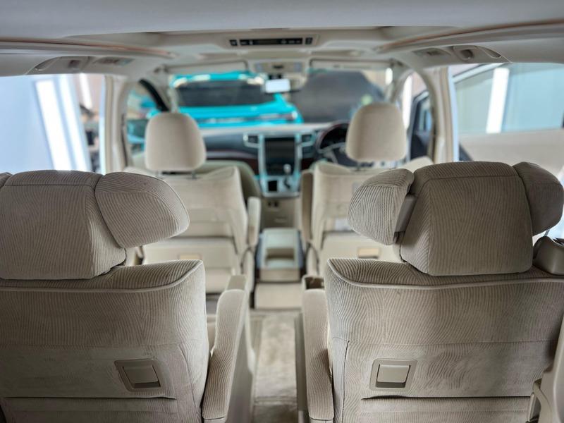 2009 Toyota Alphard image 23