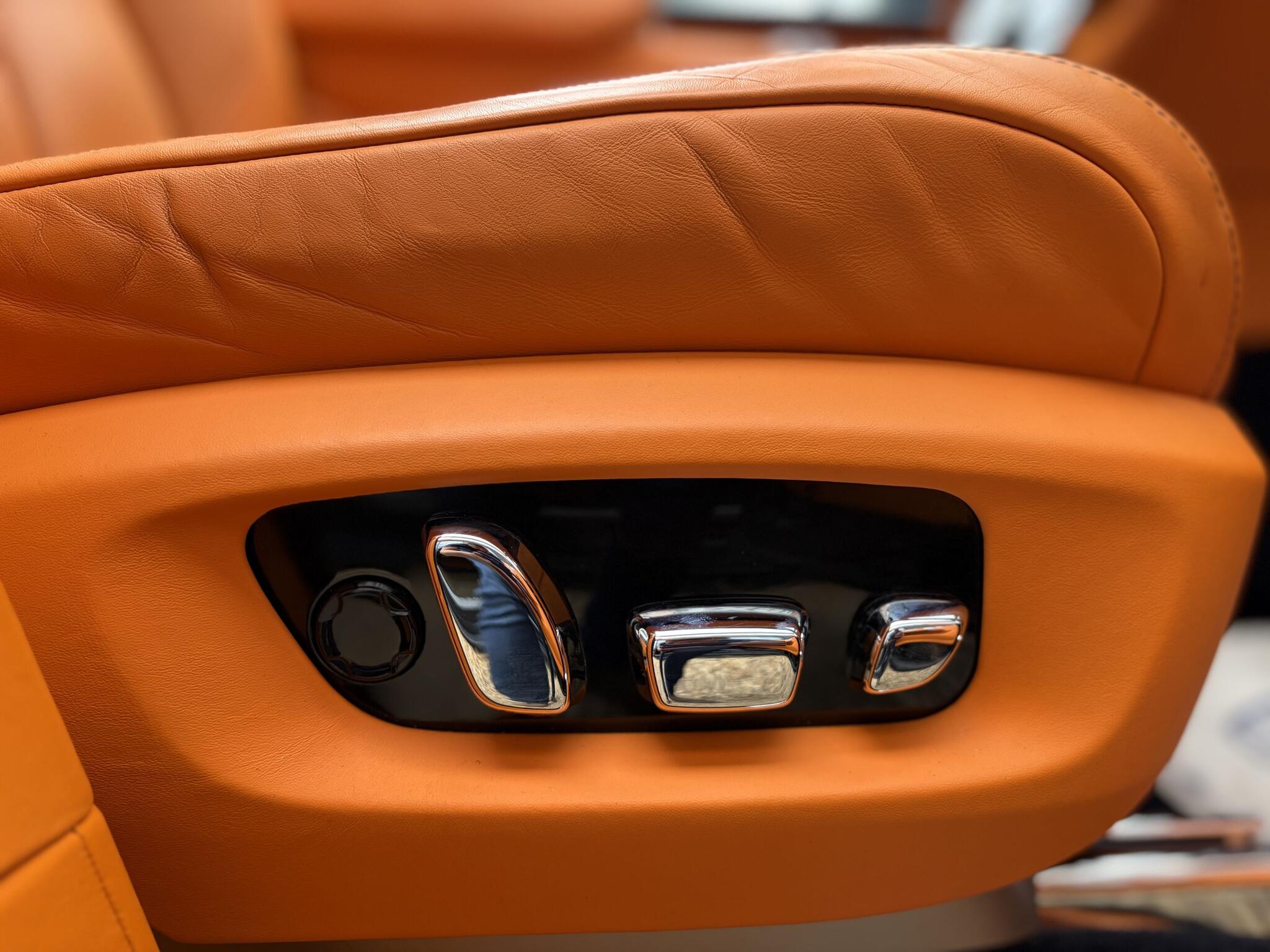 Rolls-Royce Cullinan view 29