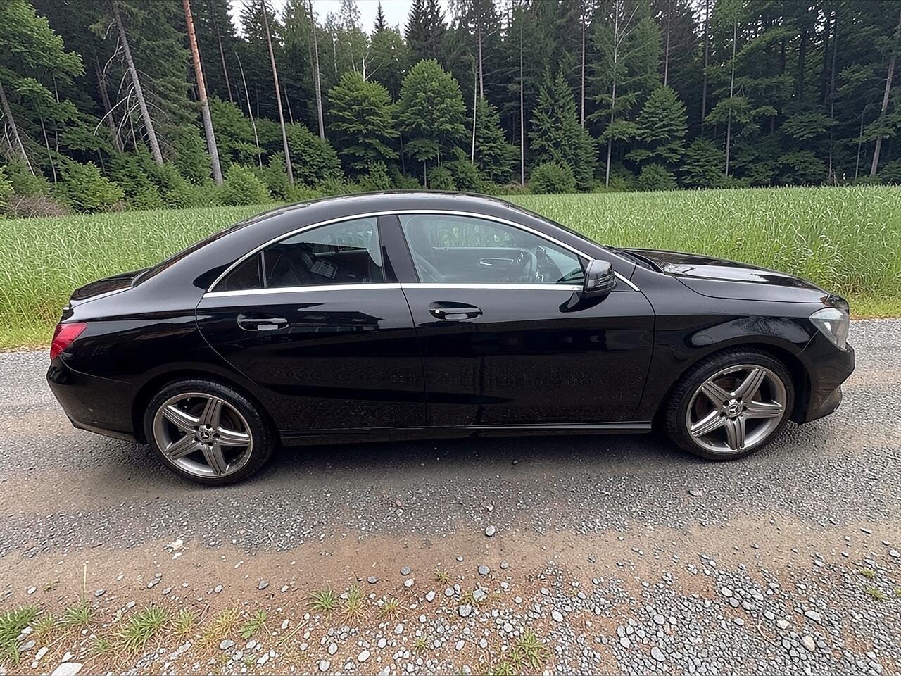 Mercedes-Benz Cla view 8