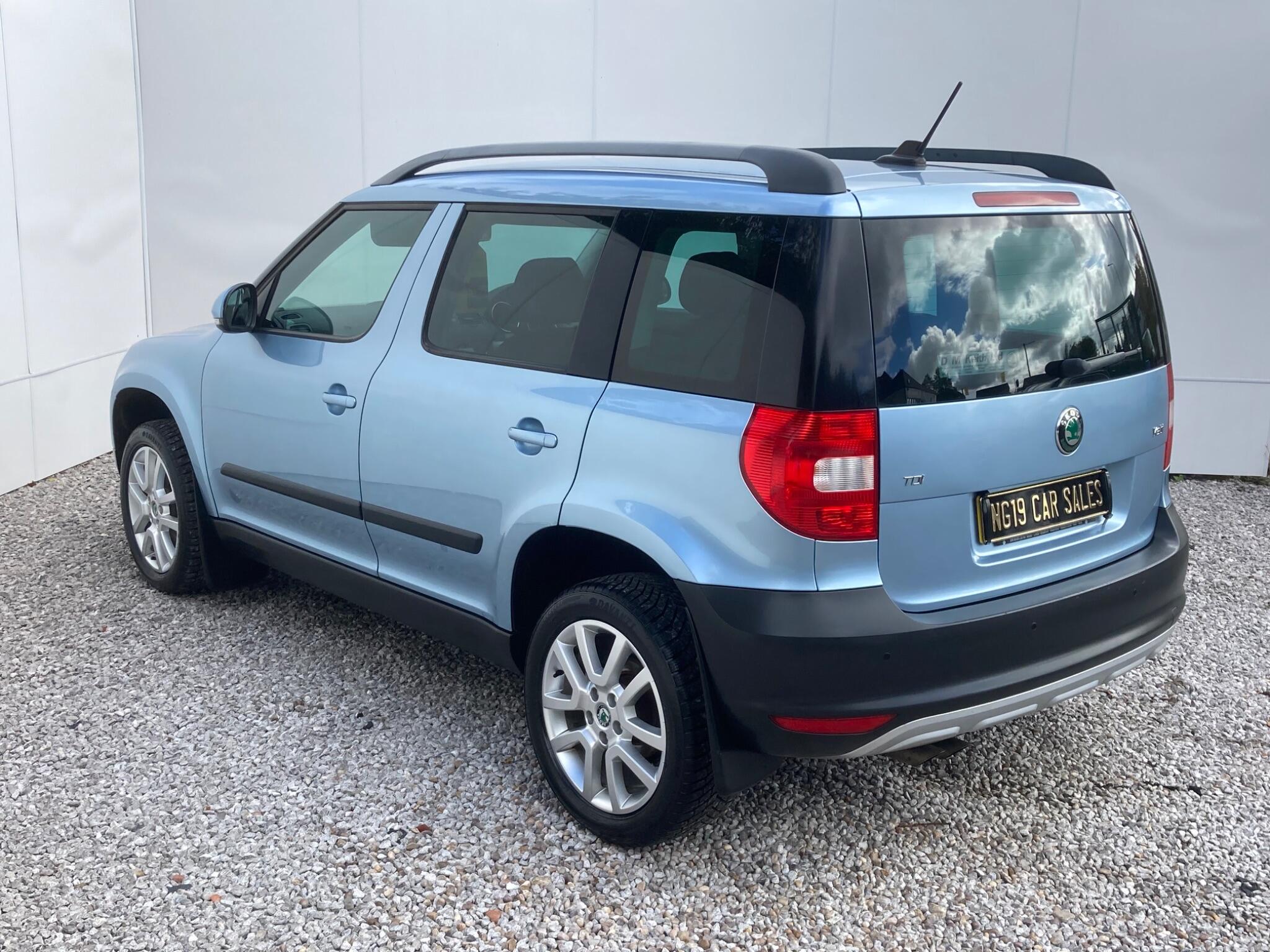 2013 Skoda Yeti image 12