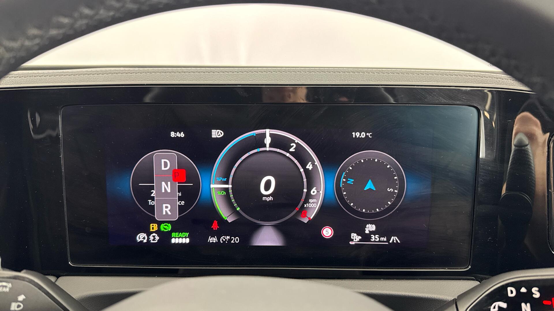 Volkswagen Tiguan view 13