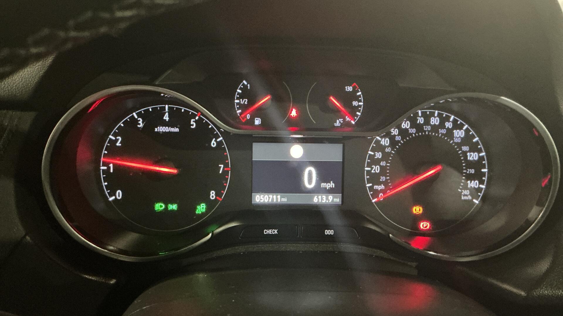 Vauxhall Grandland X view 10