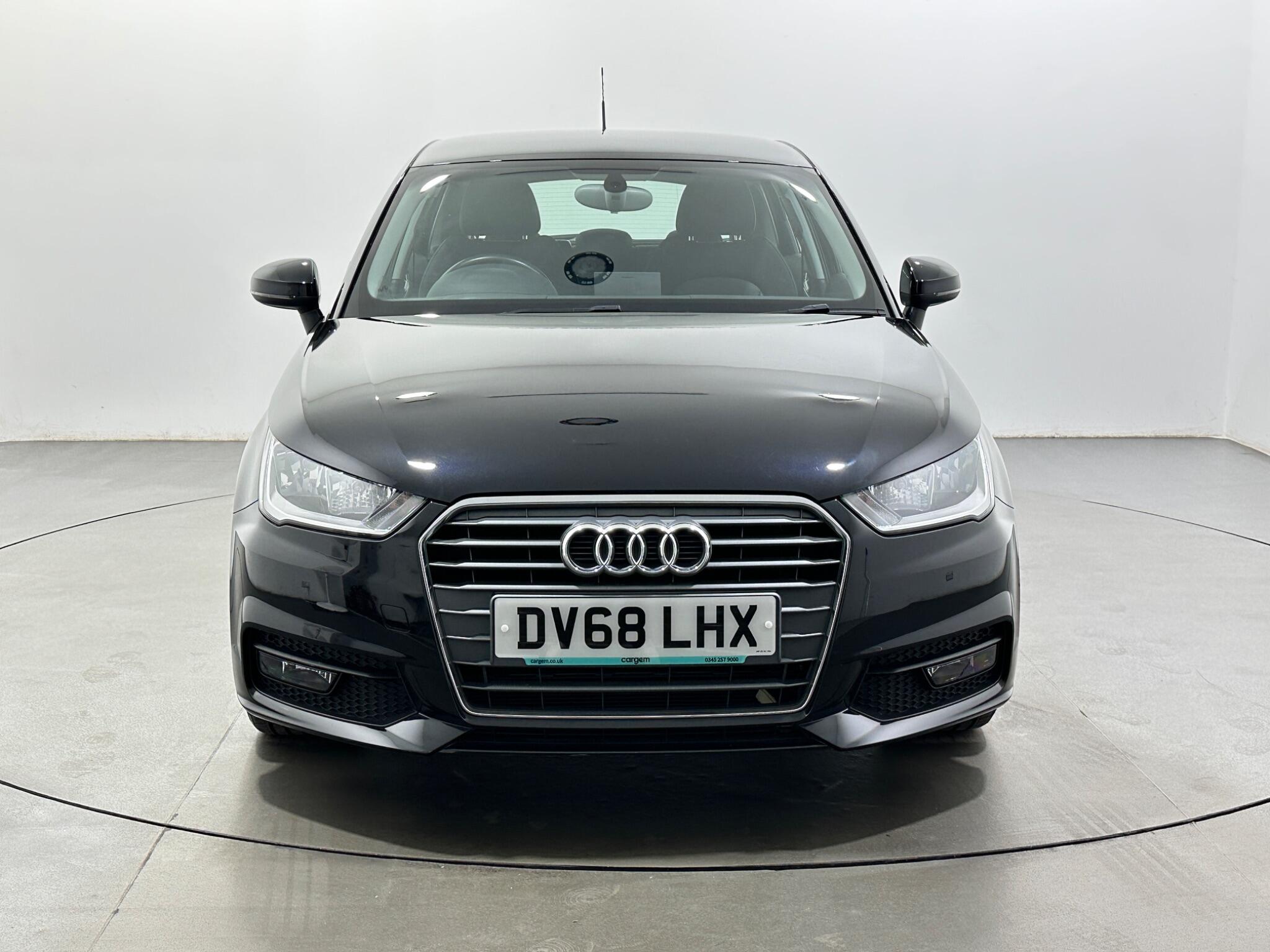 Audi A1 view 3