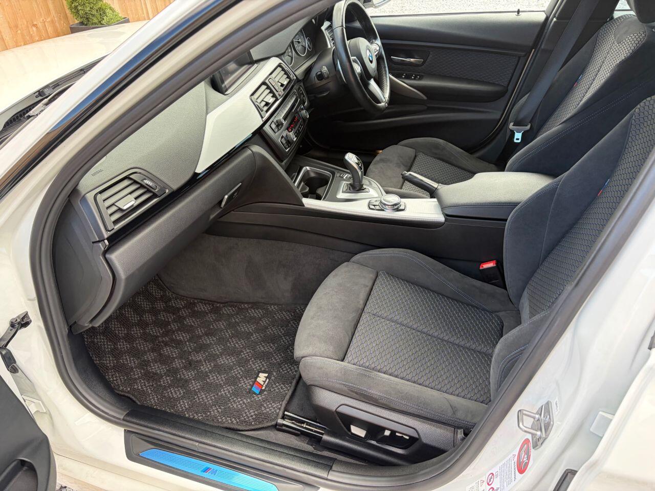 BMW 3 Series view 20