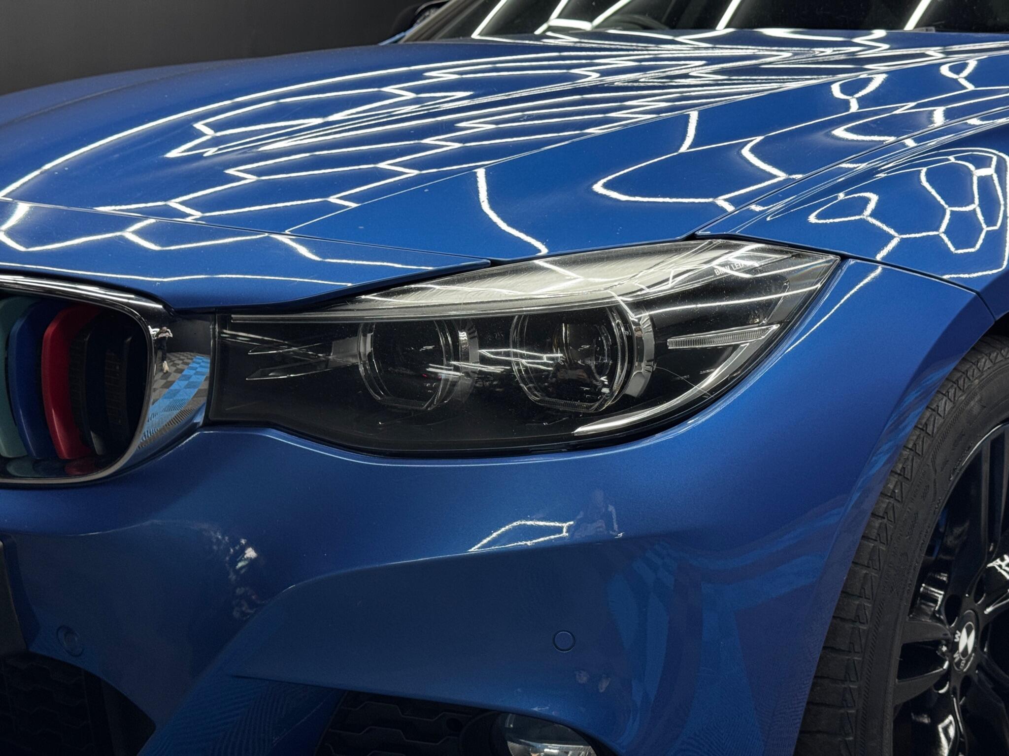 BMW 3 Series view 45