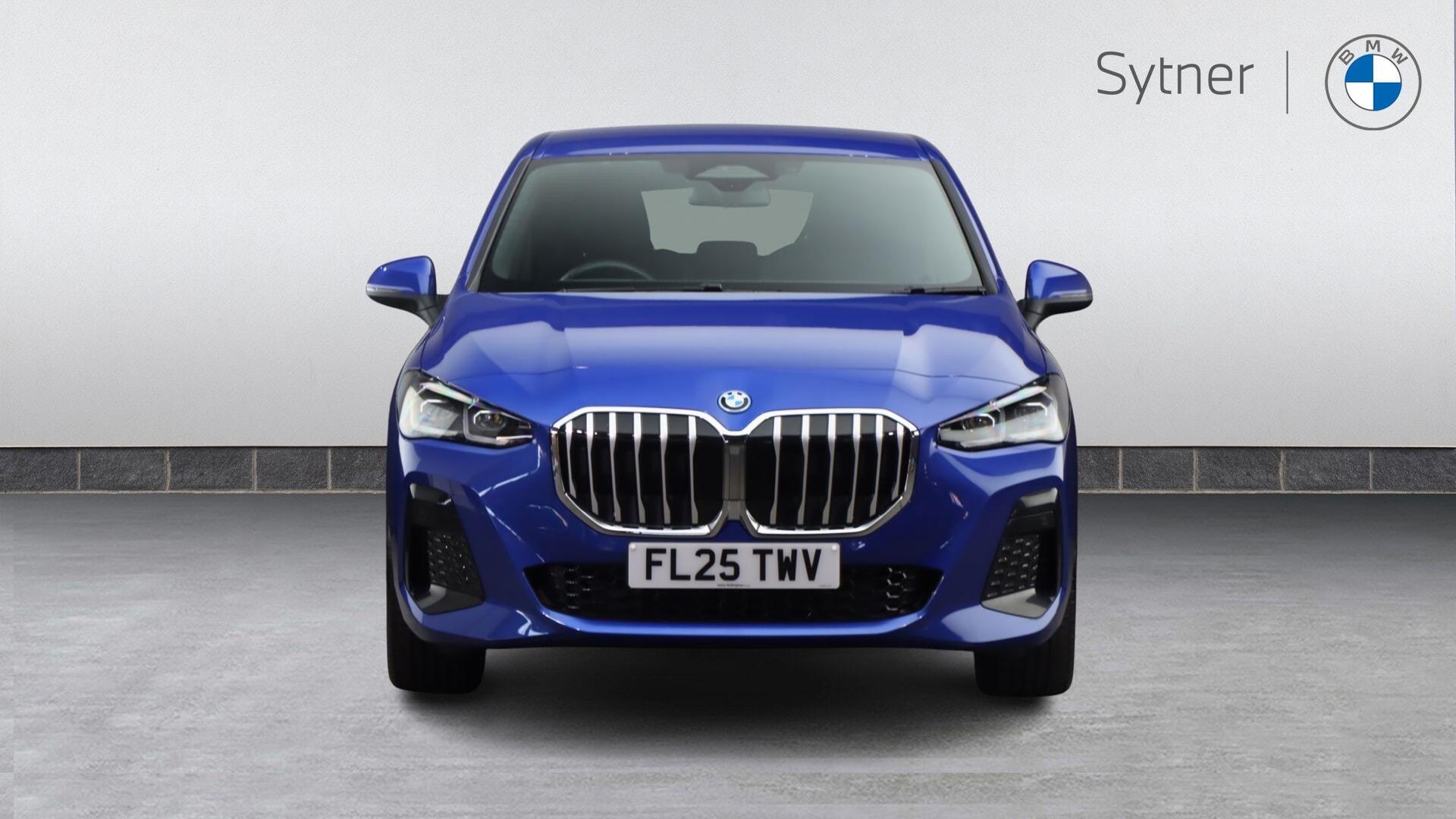 BMW 2 Series view 16