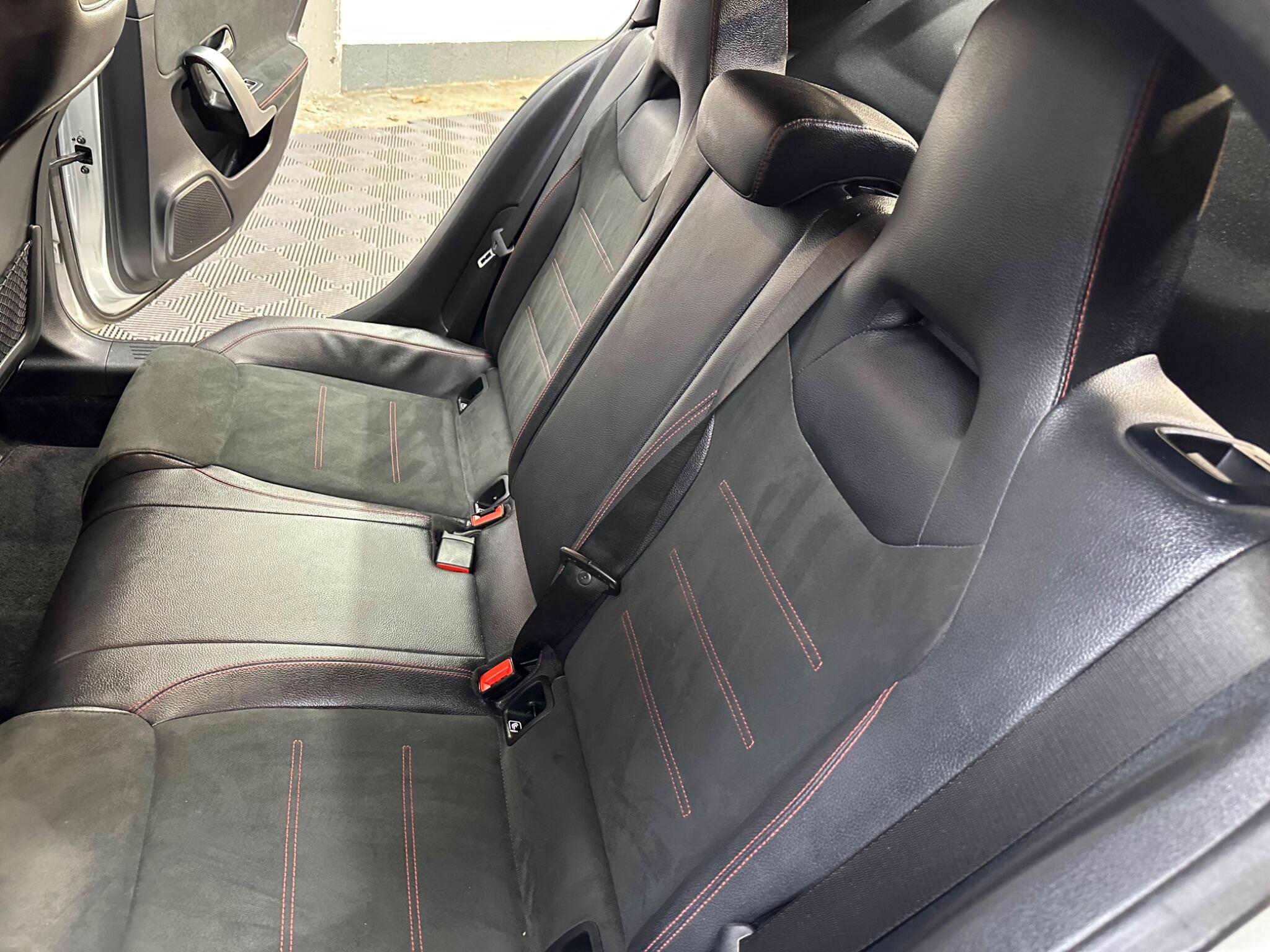 Mercedes-Benz A-Class view 43
