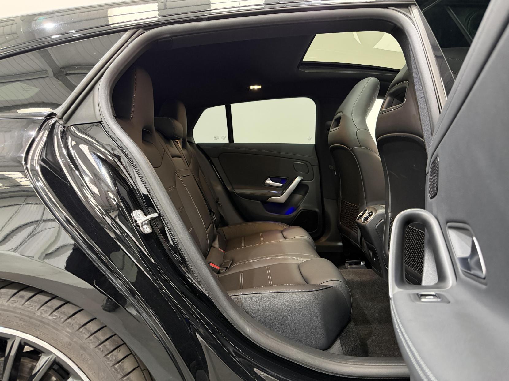 Mercedes-Benz Cla view 55