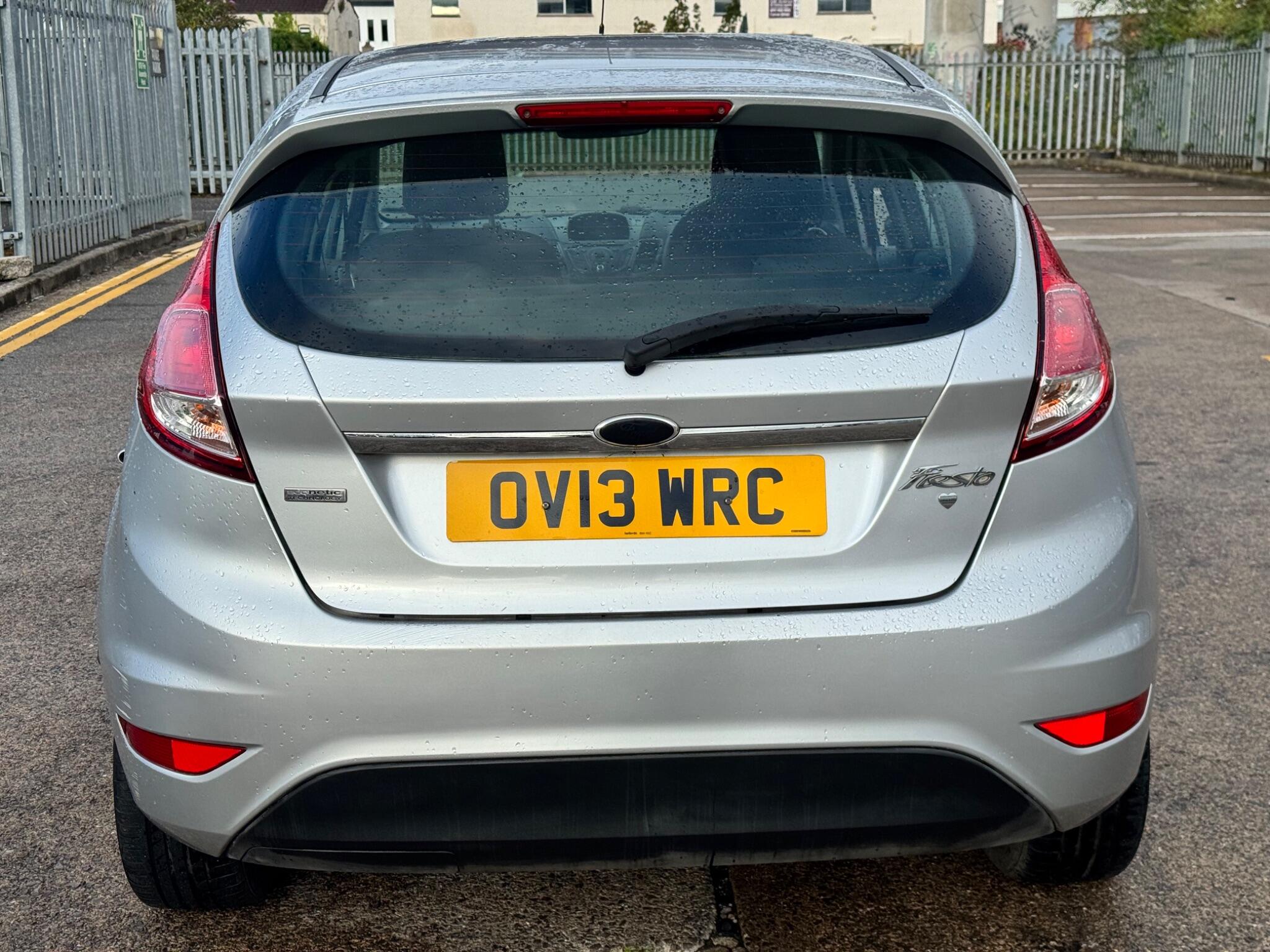 Ford Fiesta view 14