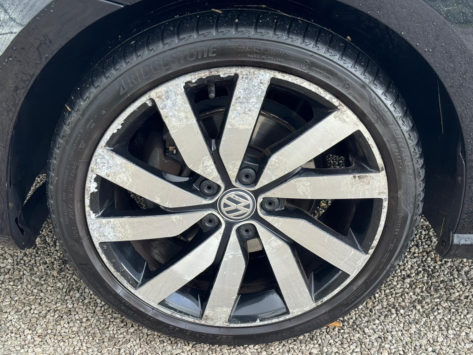 2017 Volkswagen Golf 1.4 TSI BlueMotion Tech ACT GT Edition Euro 6 (s/s) 5dr • 92,000 miles image 43