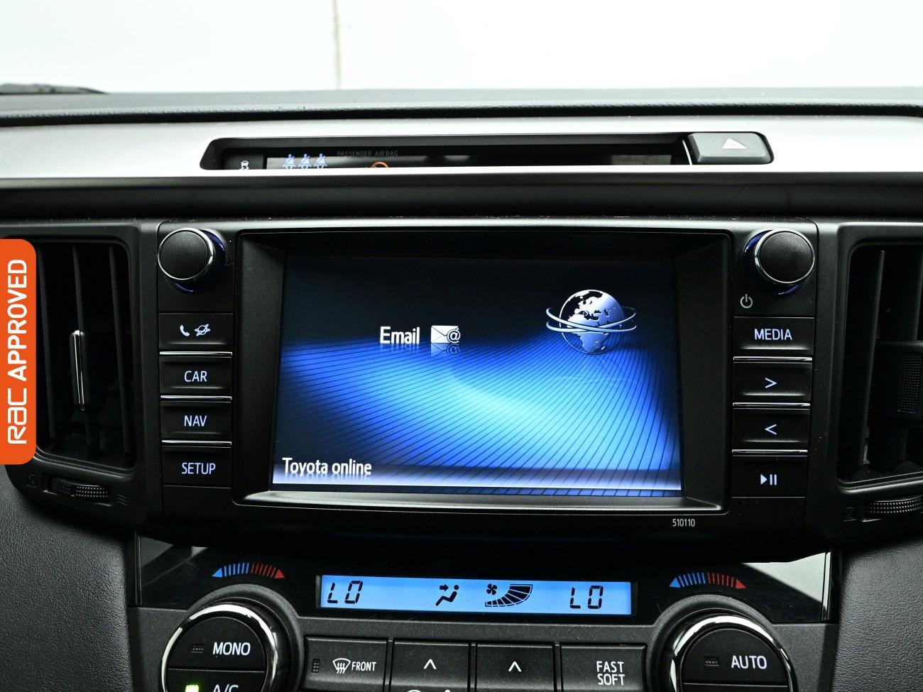 Toyota Rav4 view 18