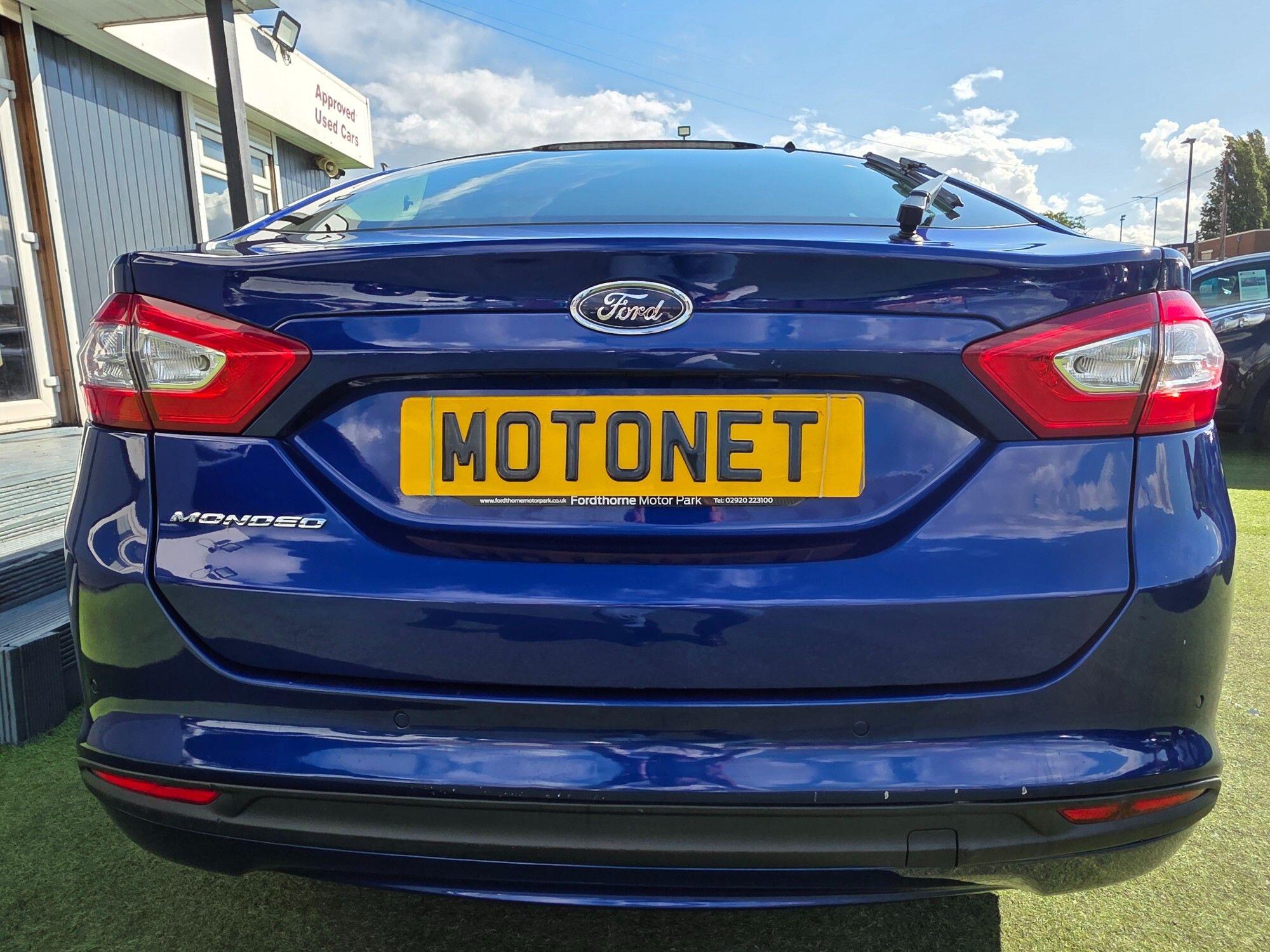 Ford Mondeo view 6