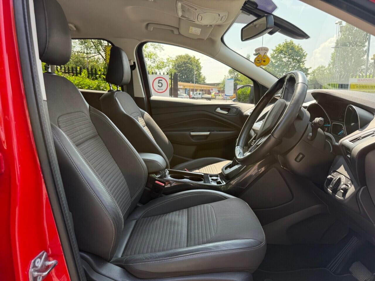 Ford Kuga view 11