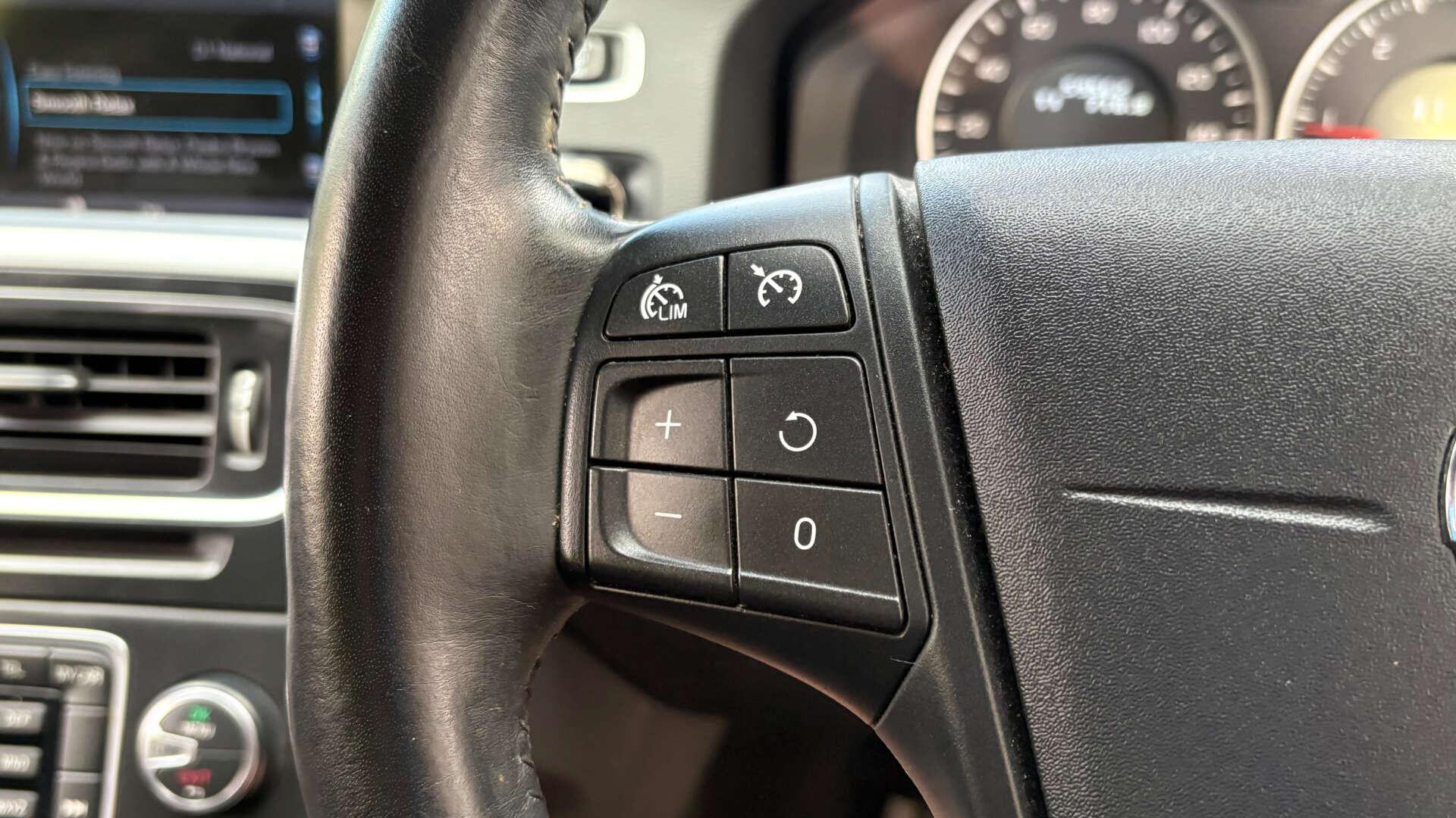 Volvo V60 view 17