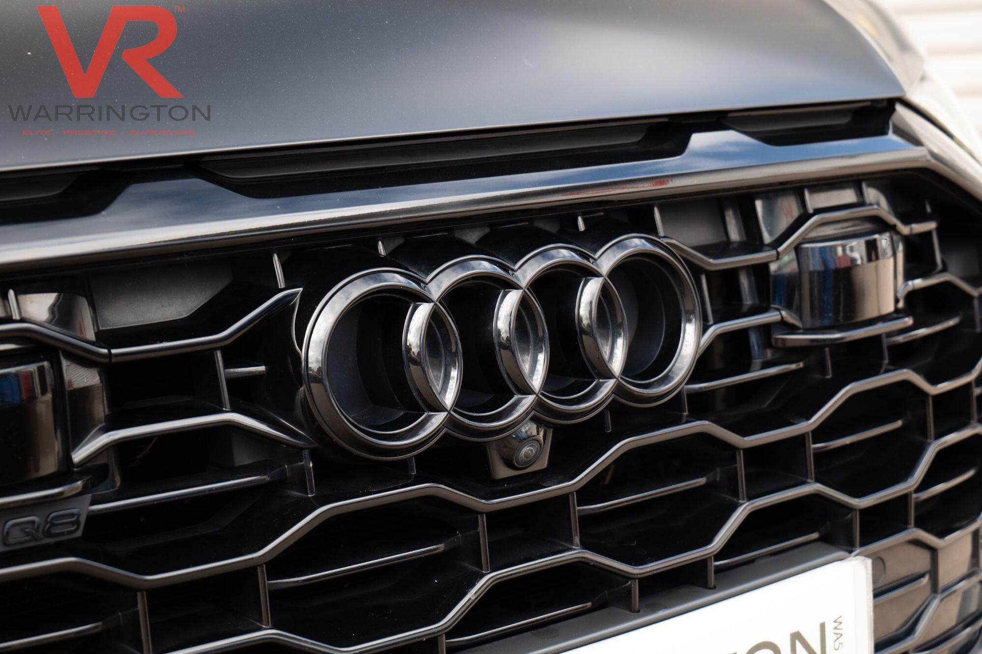 Audi RSQ8 view 59