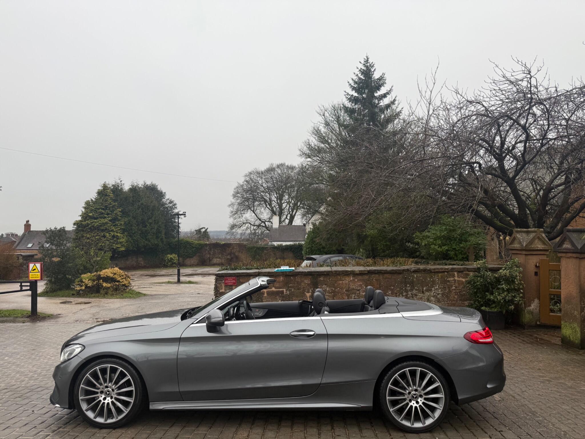 2018 Mercedes-Benz C Class image 3
