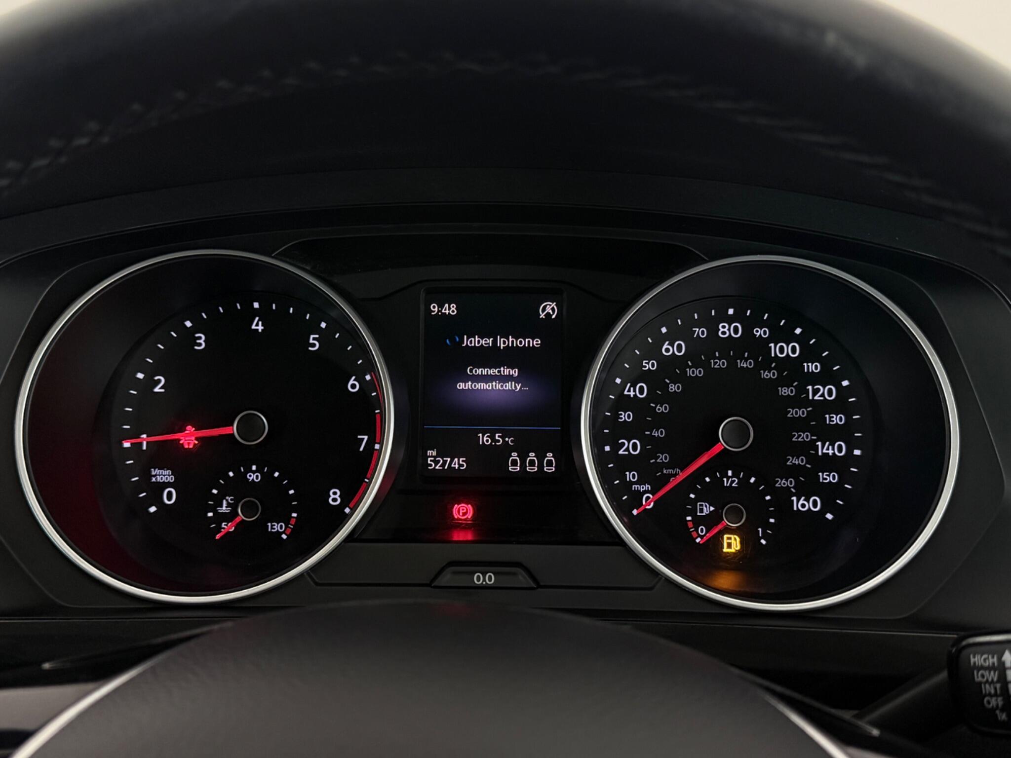Volkswagen Tiguan view 14