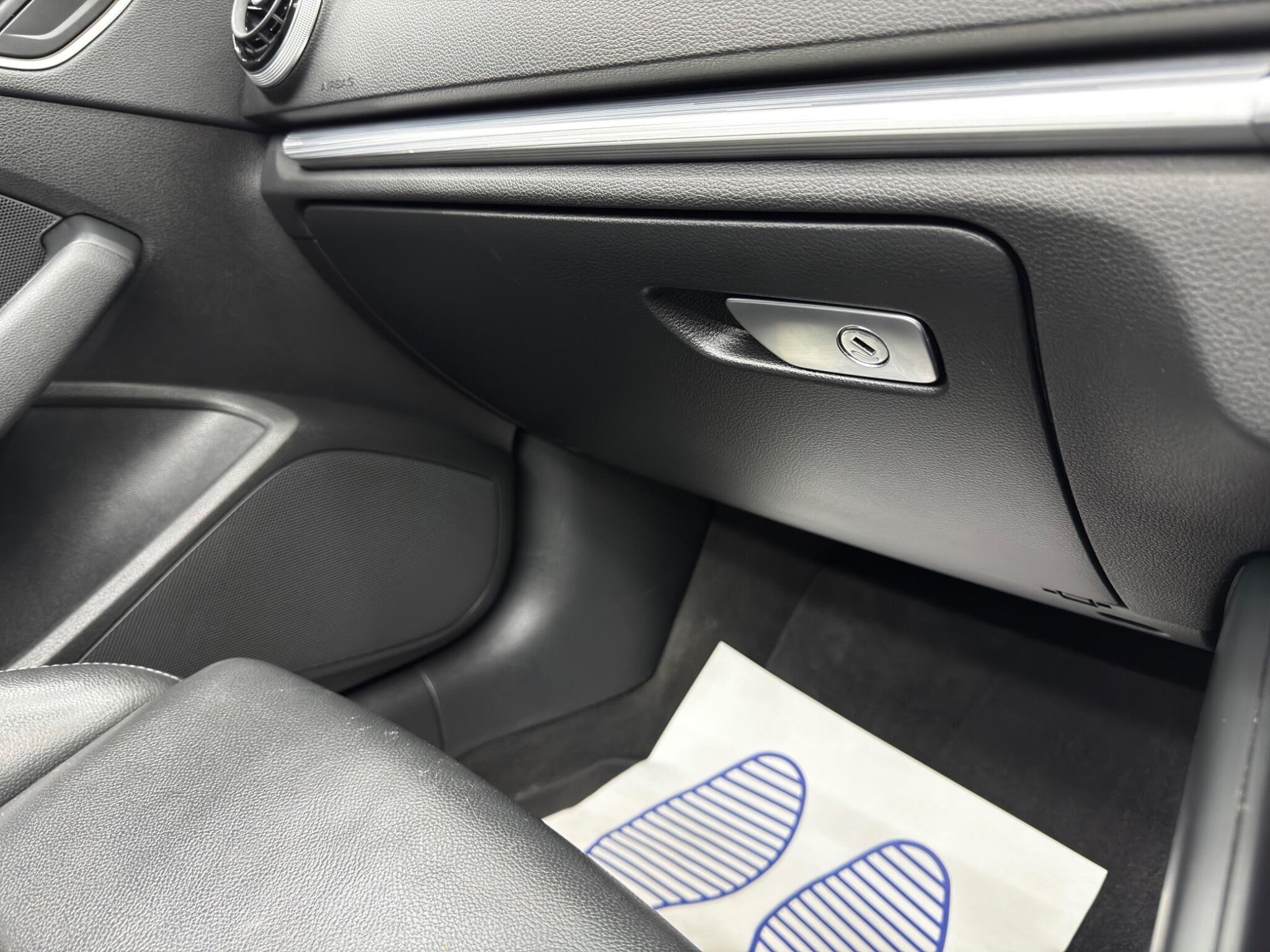 Audi A3 view 34