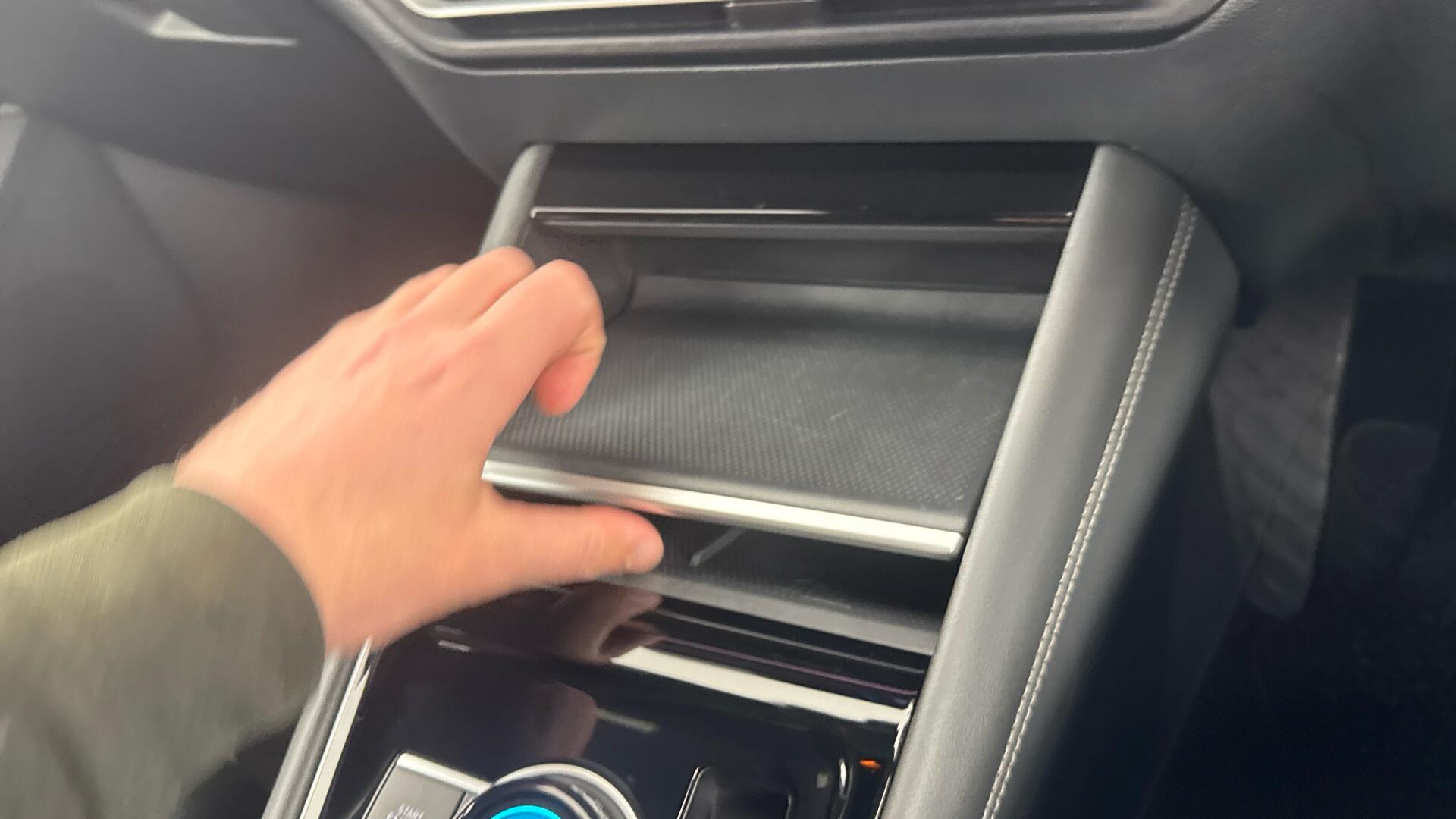 Volkswagen Tiguan view 29