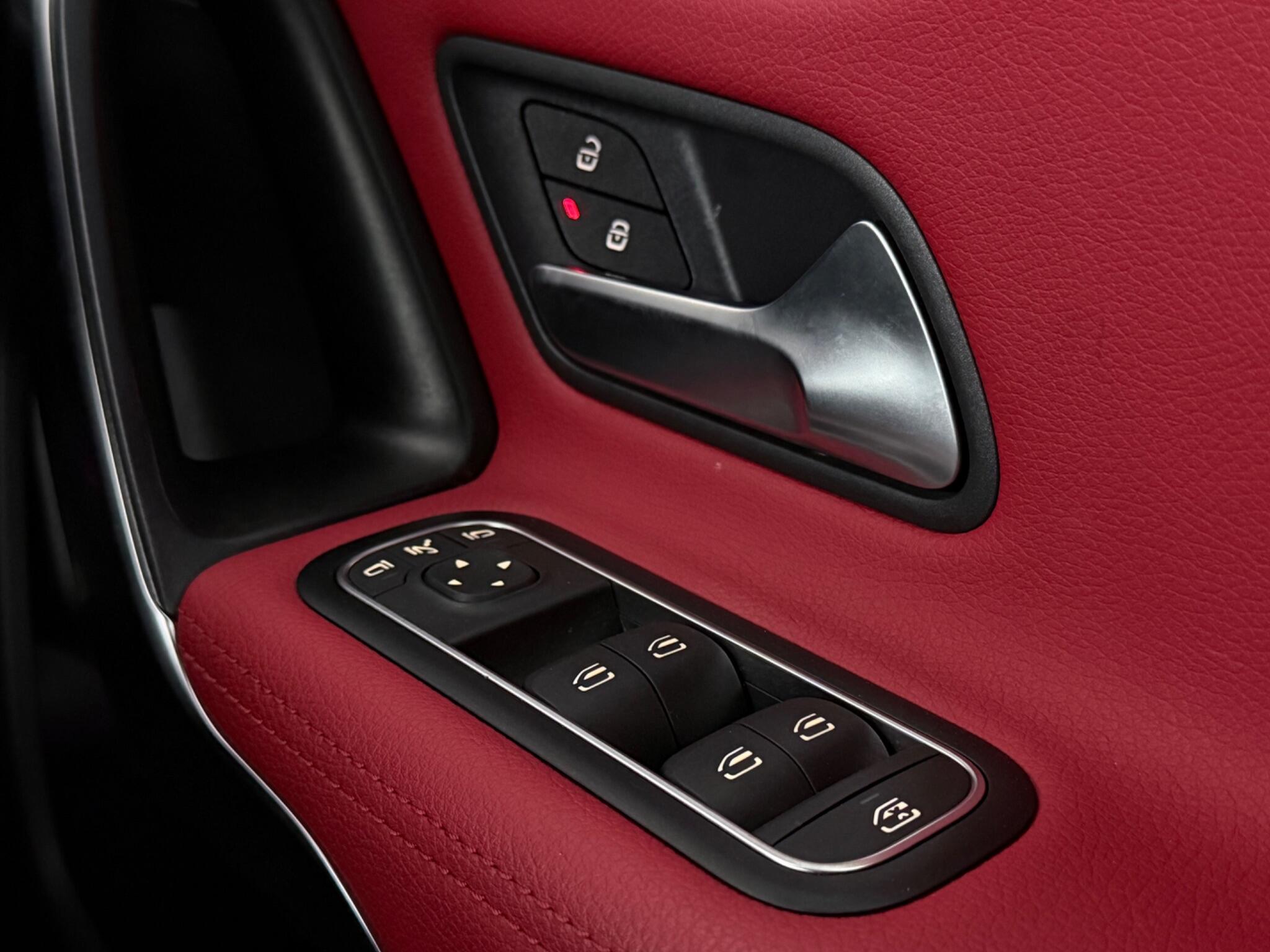 Mercedes-Benz Cla view 18