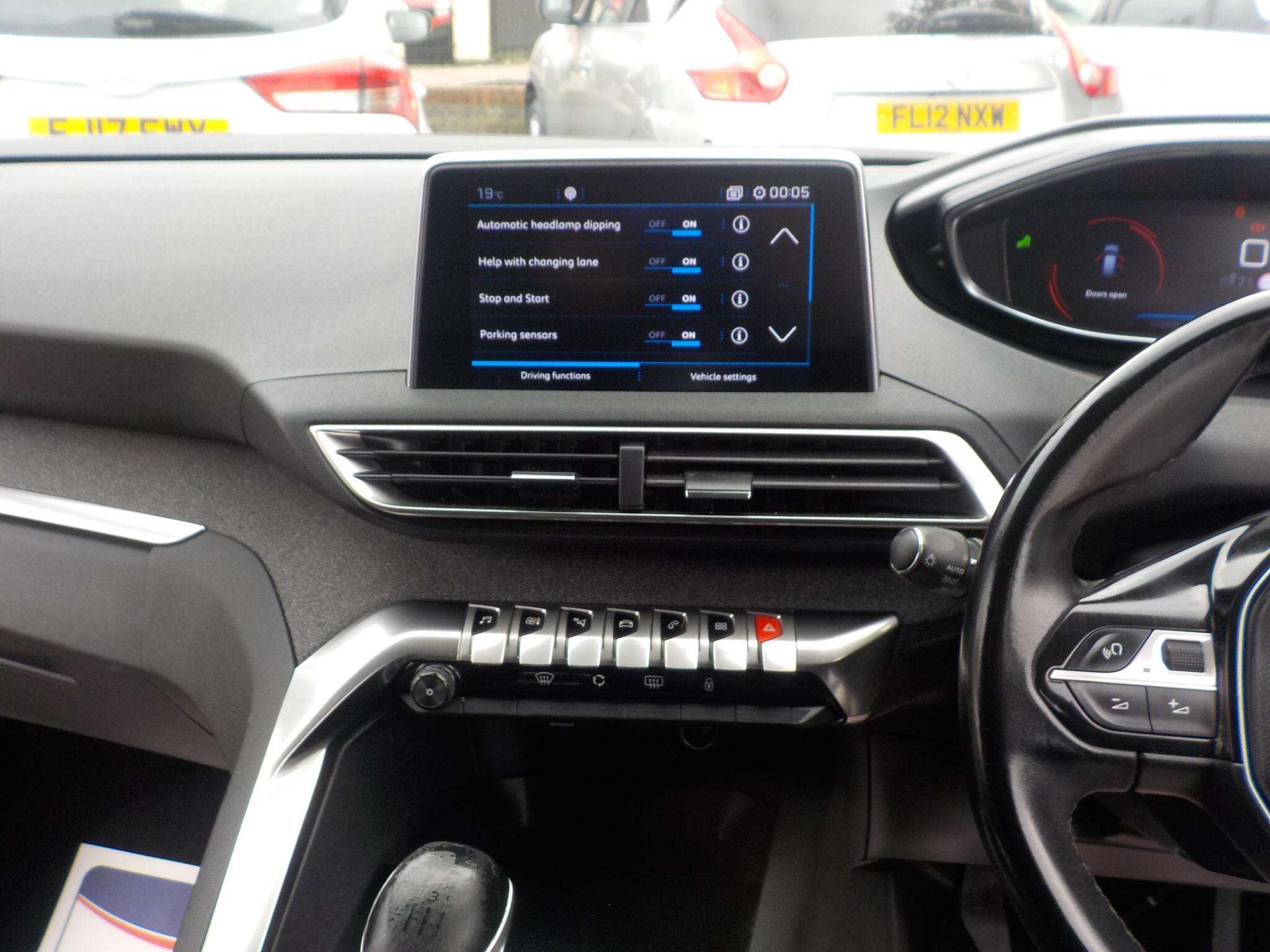 Peugeot 3008 1.5 BlueHDi Allure Euro 6 (s/s) 5dr