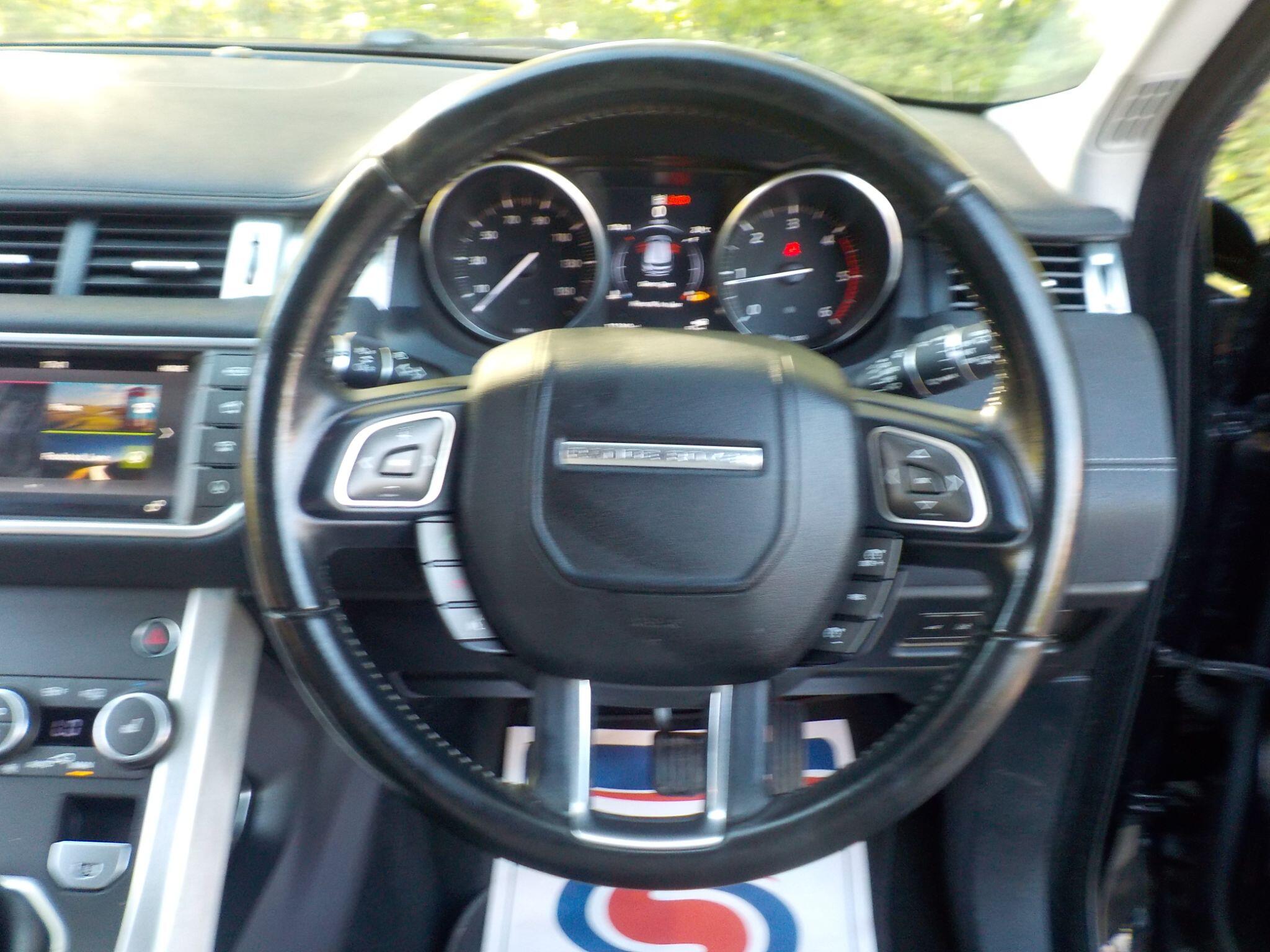 Land Rover Range Rover Evoque 2.0 eD4 SE Tech FWD Euro 6 (s/s) 5dr