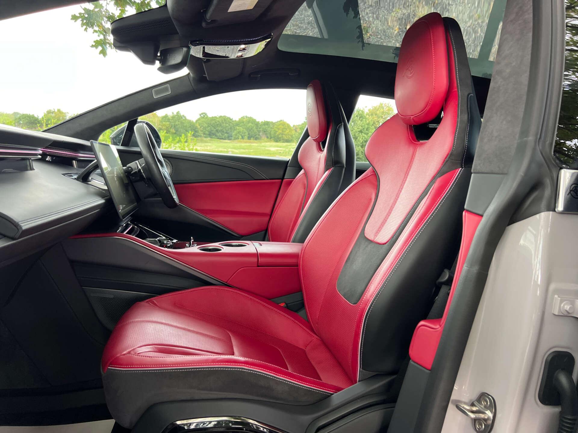 Lotus Eletre view 42