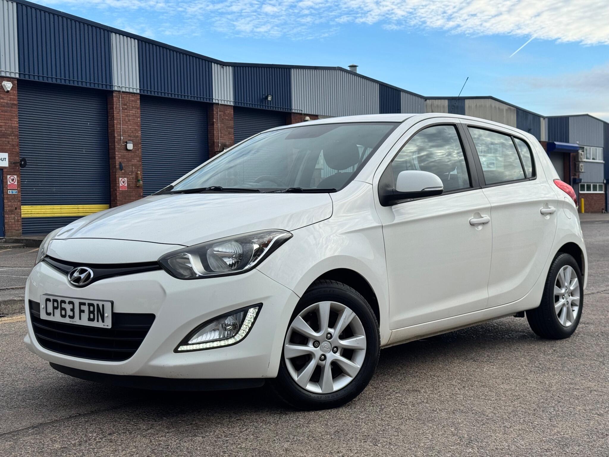 Hyundai i20 view 7