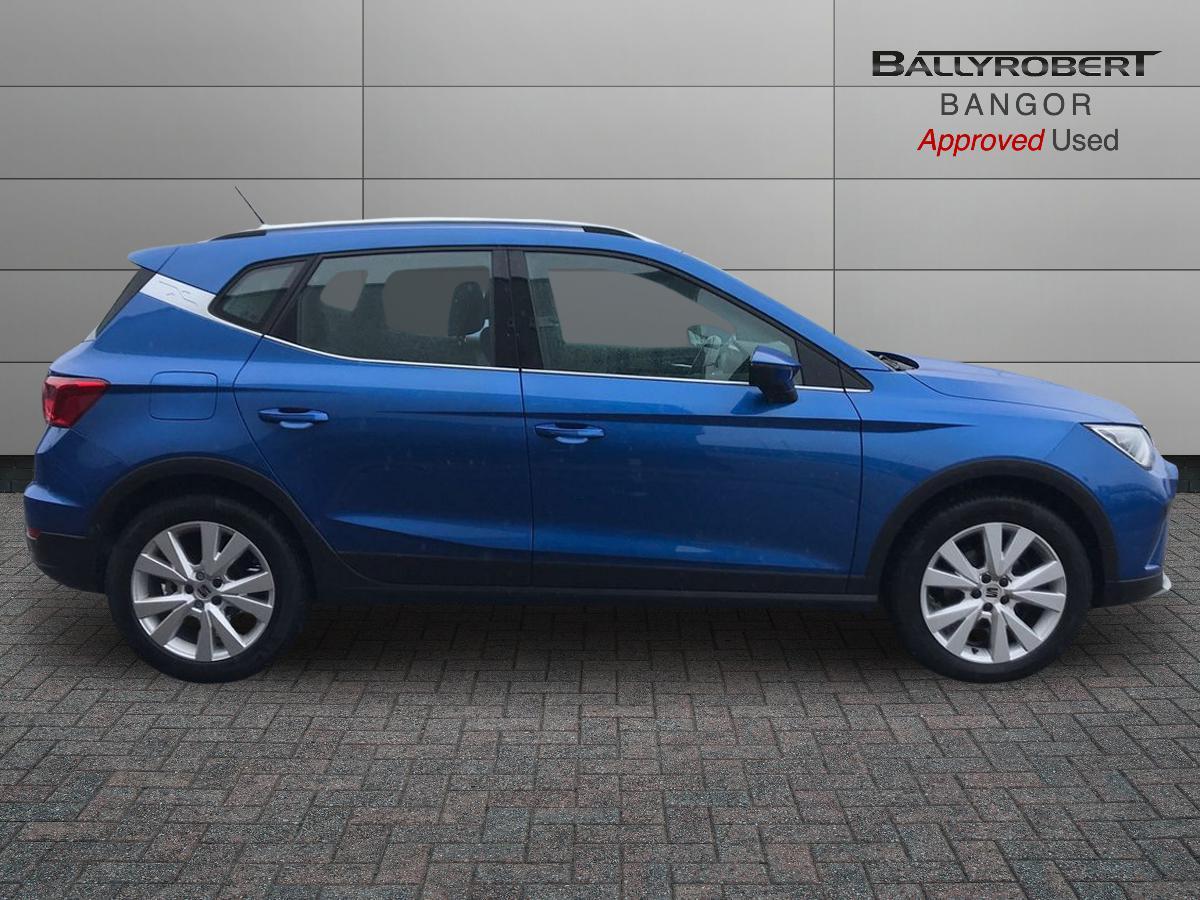 SEAT Arona view 9