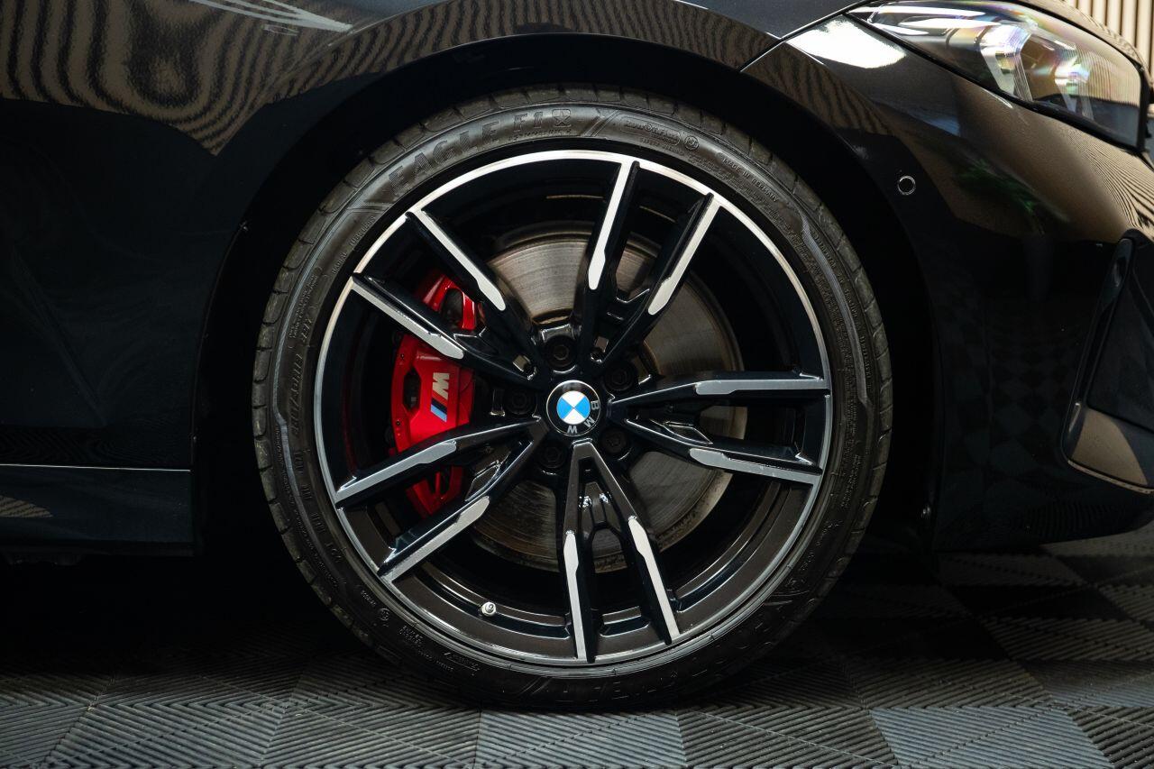 BMW 3 Series view 10