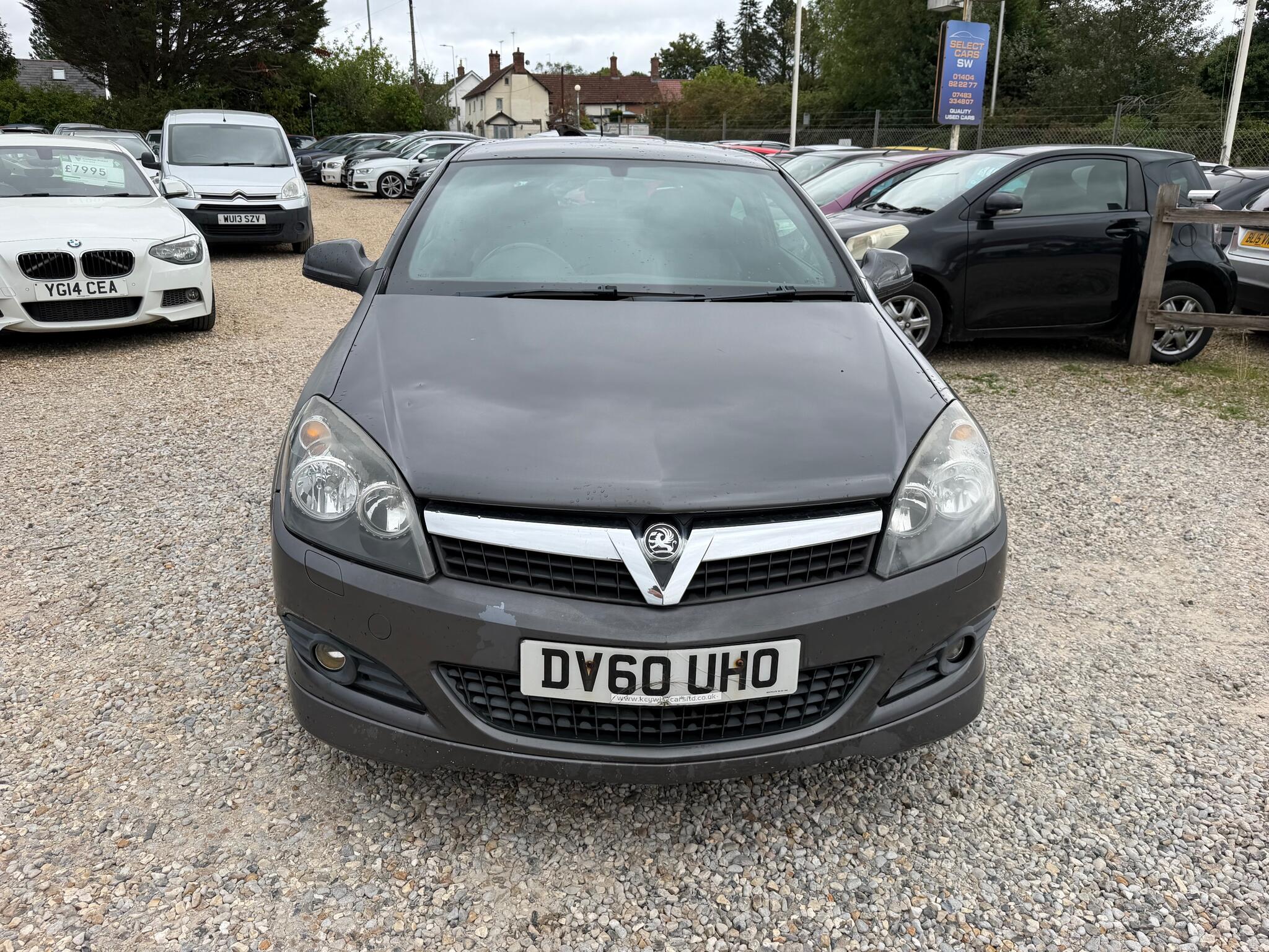 Vauxhall Astra view 4