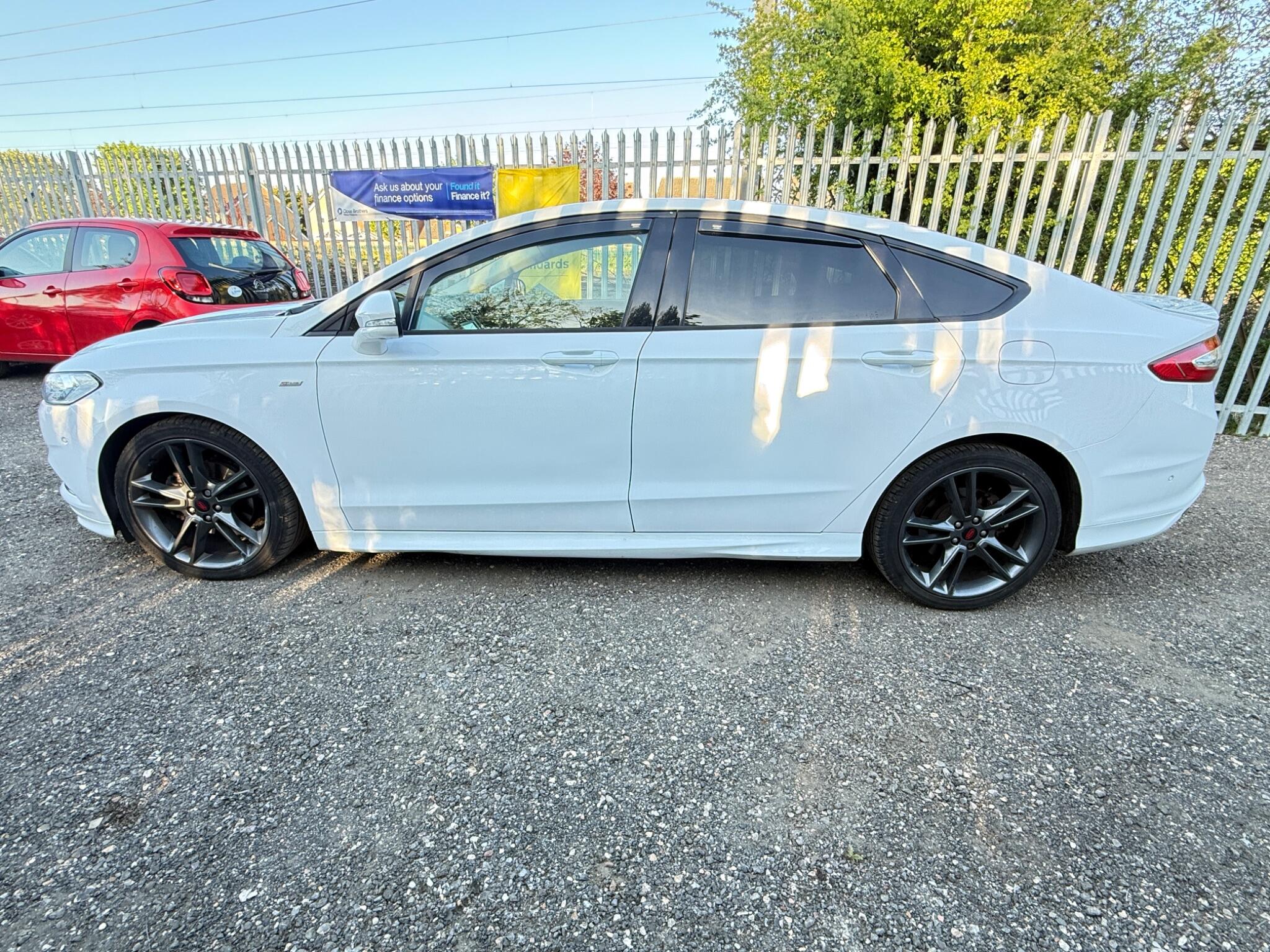 2016 Ford Mondeo image 8