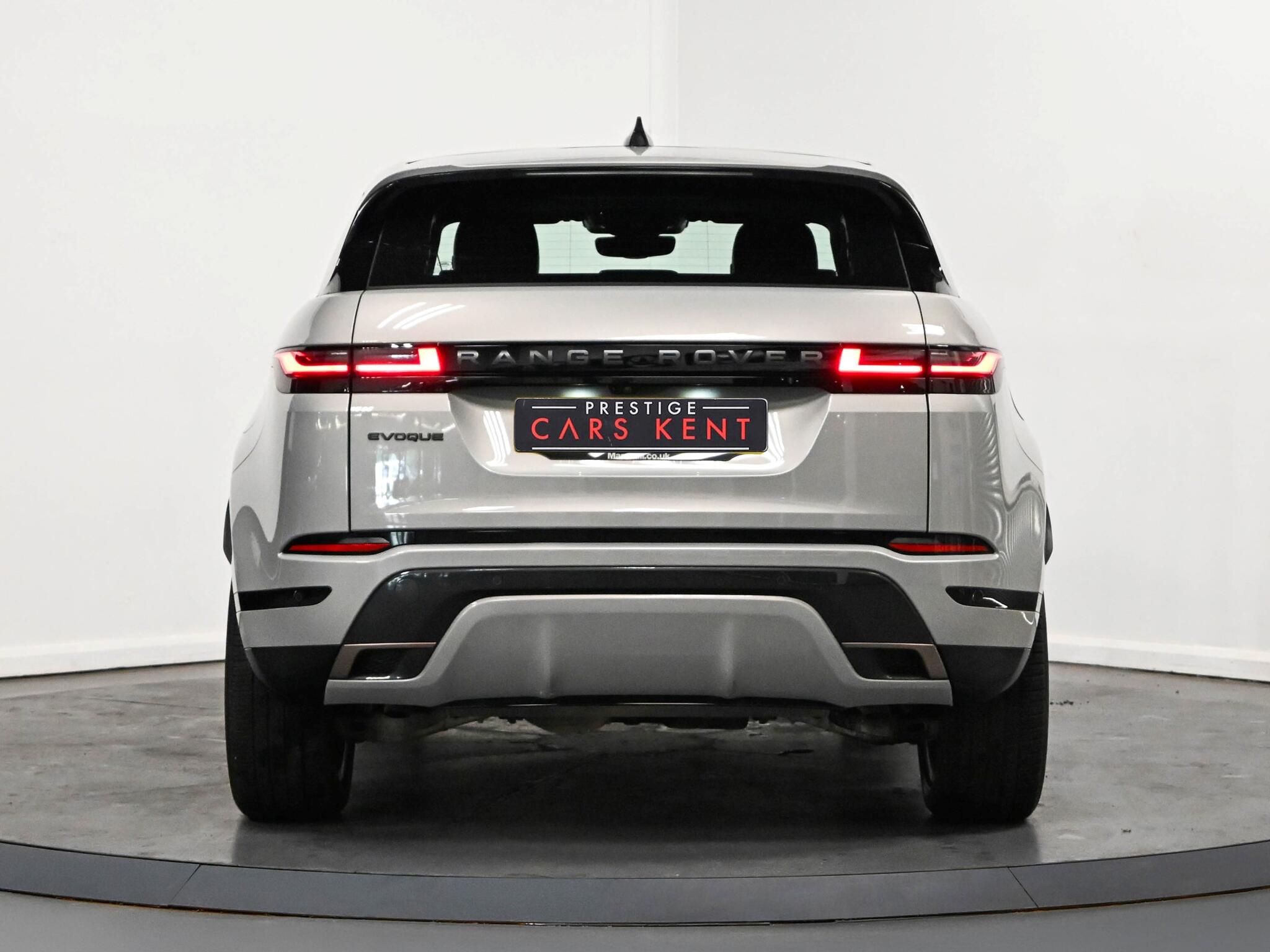 Land Rover Range Rover Evoque view 26
