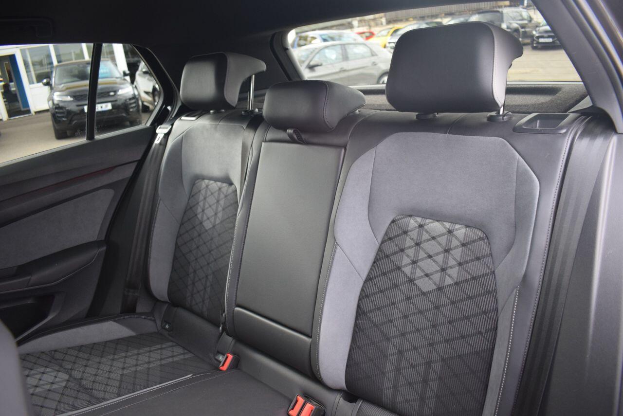 Volkswagen Golf view 19