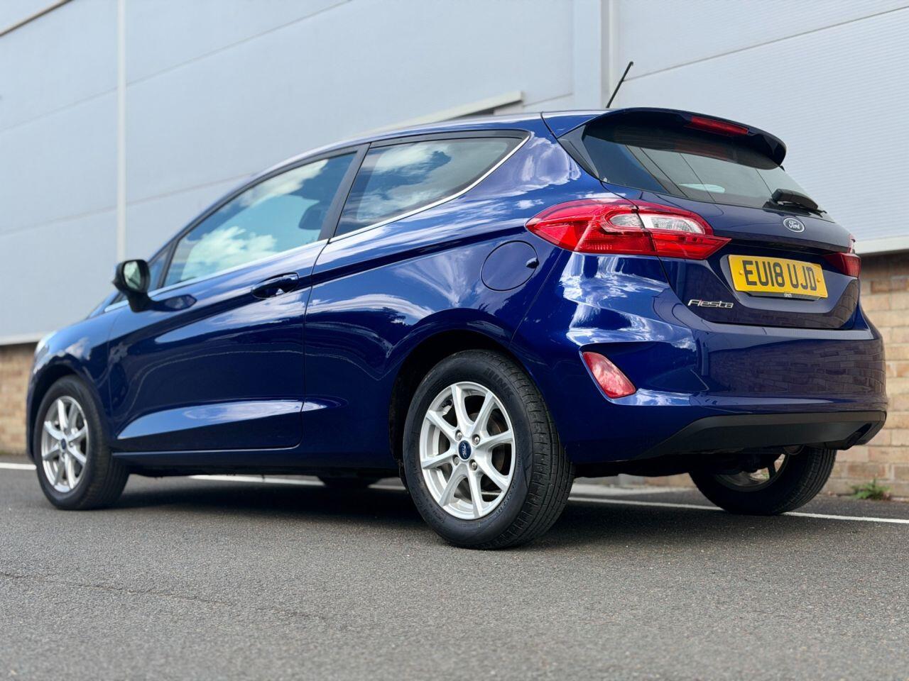 Ford Fiesta view 25