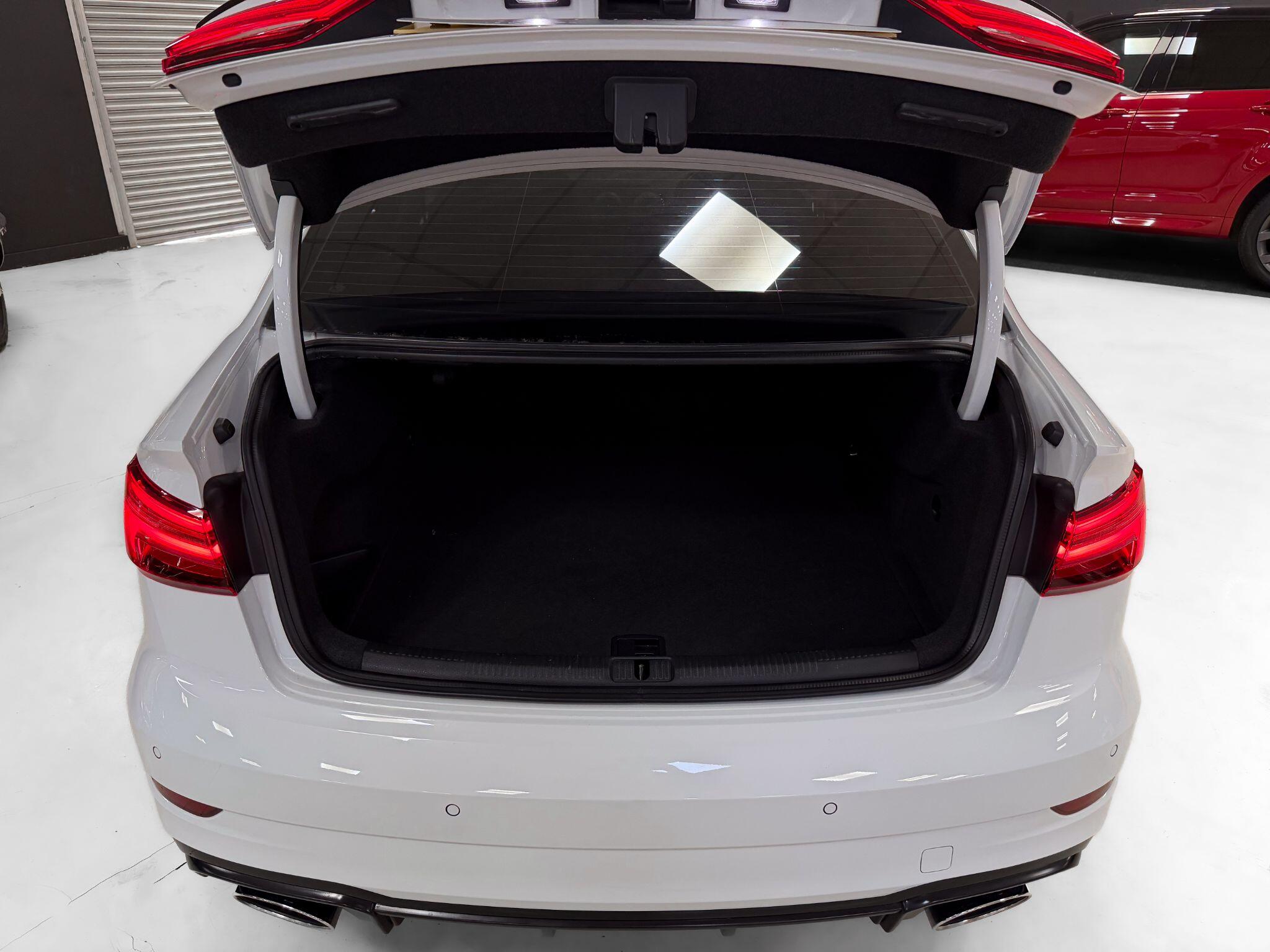 Audi RS3 view 44