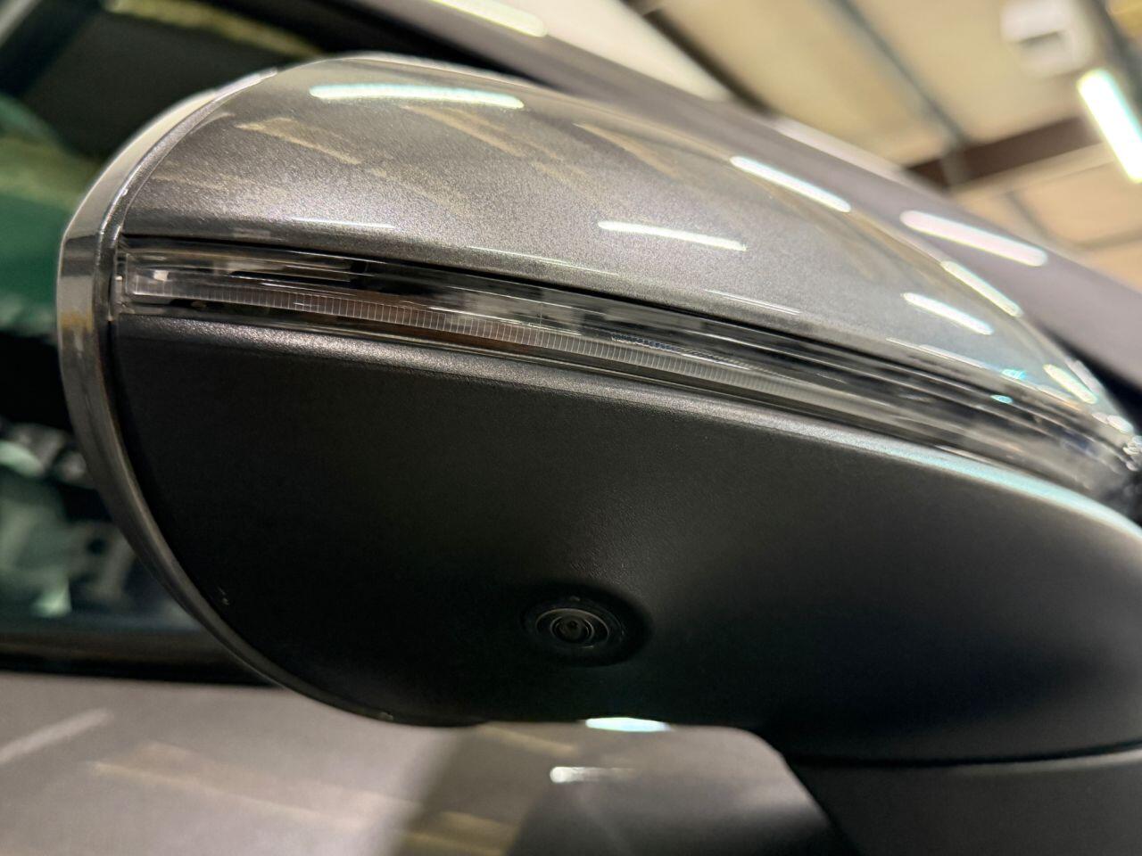 Porsche Cayenne view 48