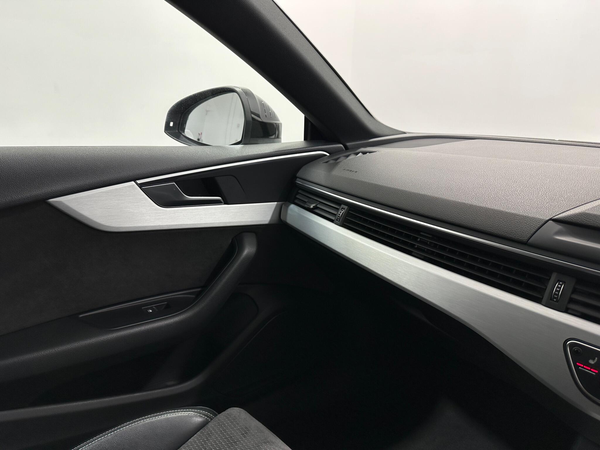 Audi A5 view 28