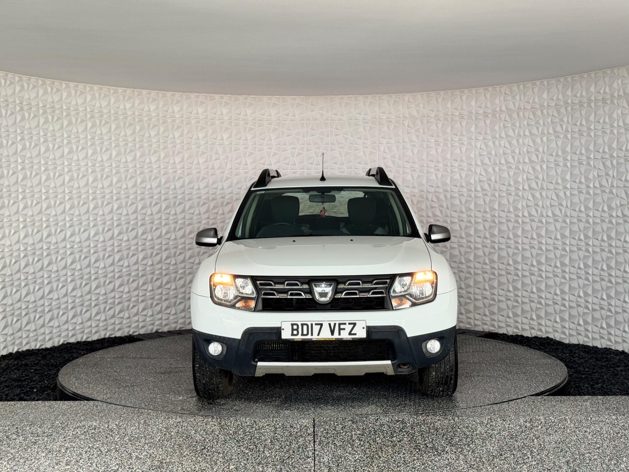 Dacia Duster view 21