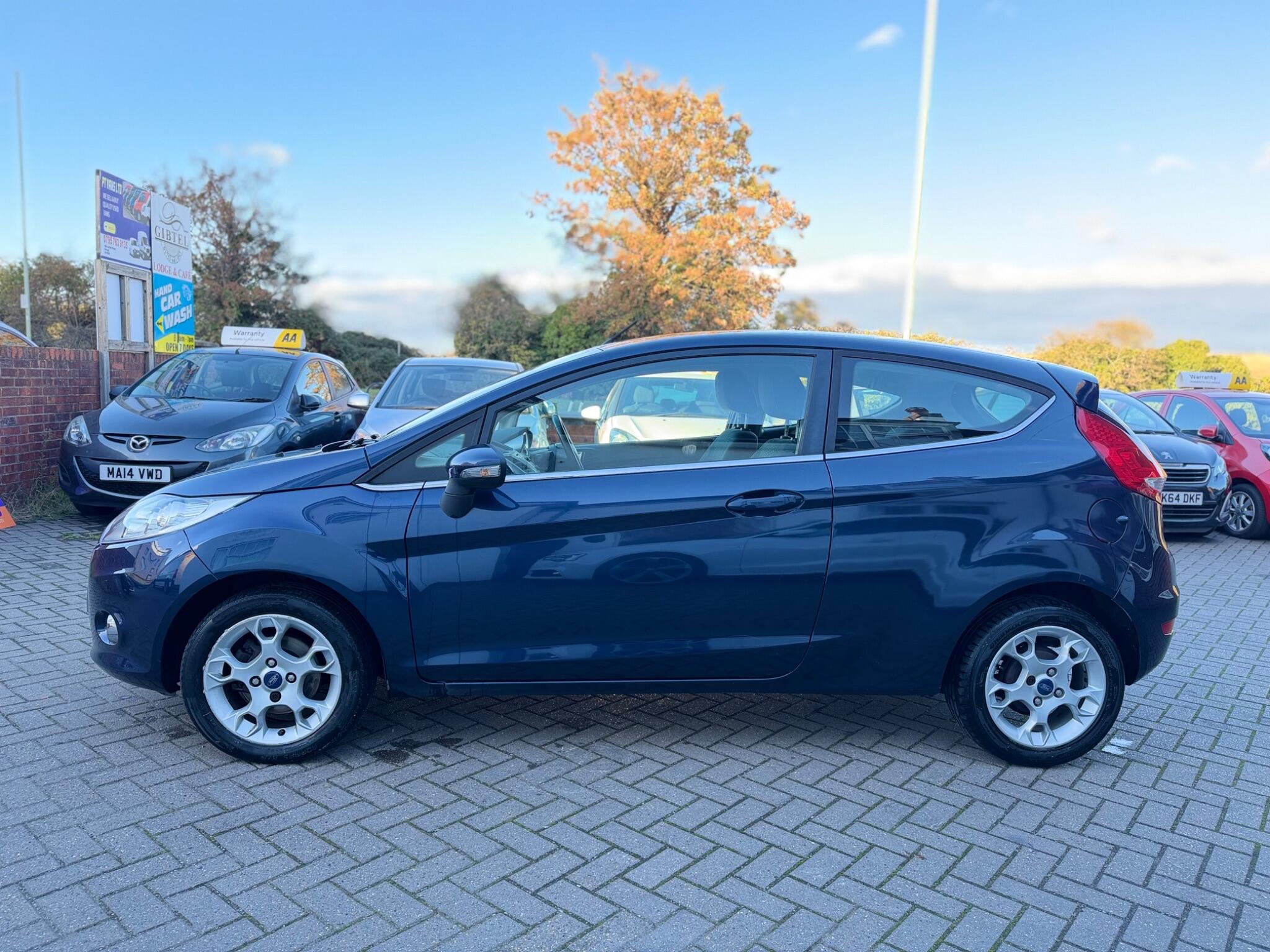 Ford Fiesta view 4